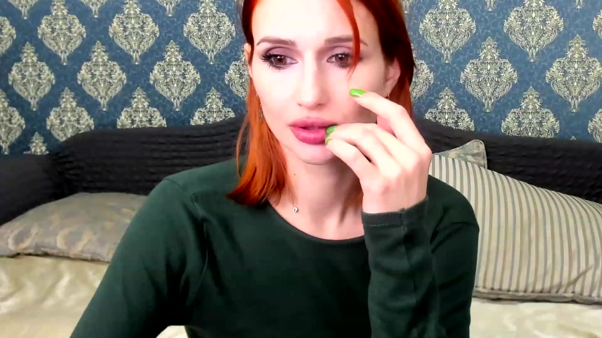 Gallery image thumbnail from White_Pie's myfreecams stream on, 11/21/2022, 16:31 image 9 of 20