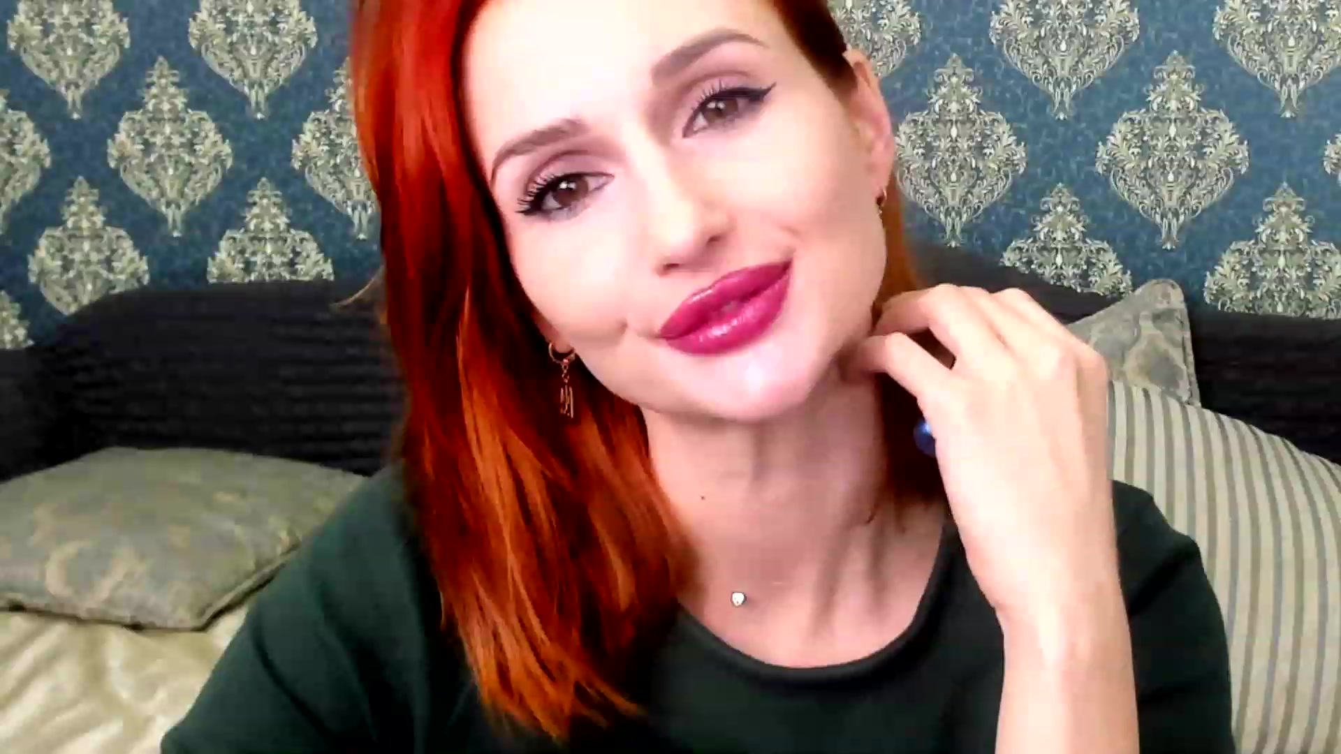 Gallery image thumbnail from White_Pie's myfreecams stream on, 11/21/2022, 16:31 image 2 of 20