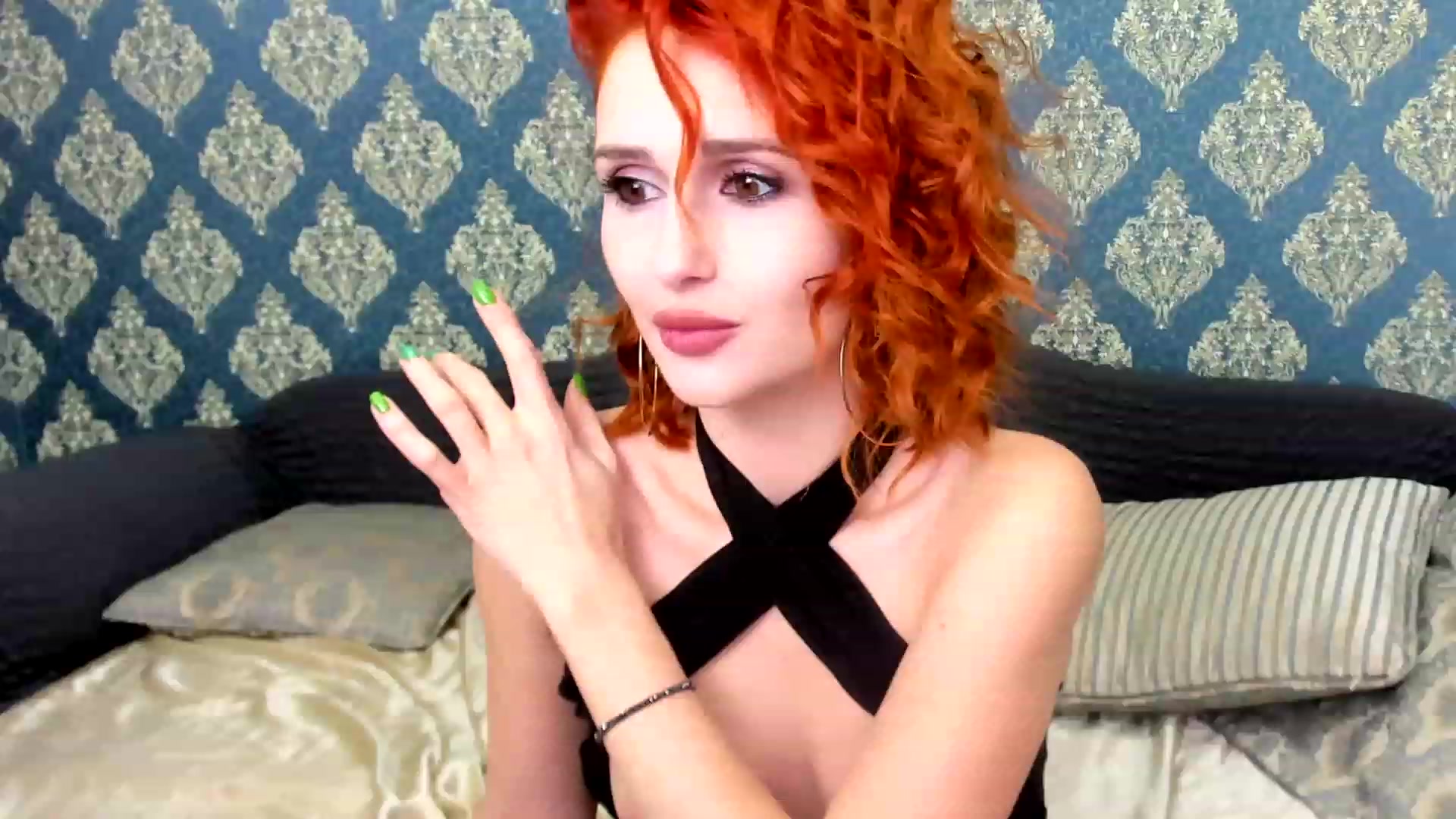 Gallery image thumbnail from White_Pie's myfreecams stream on, 11/22/2022, 17:53 image 14 of 20