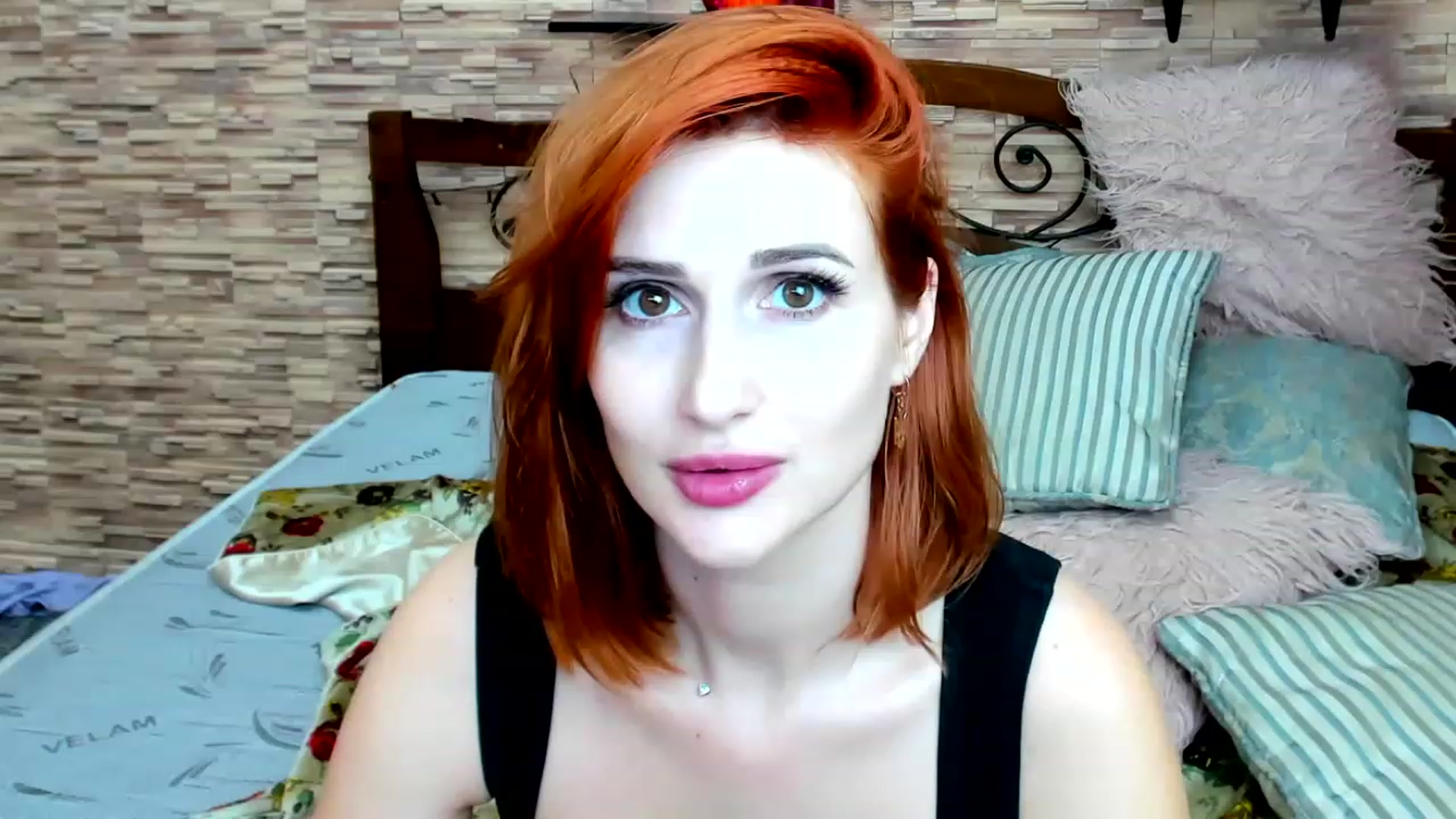 Gallery image thumbnail from White_Pie's myfreecams stream on, 11/26/2022, 15:05 image 19 of 20