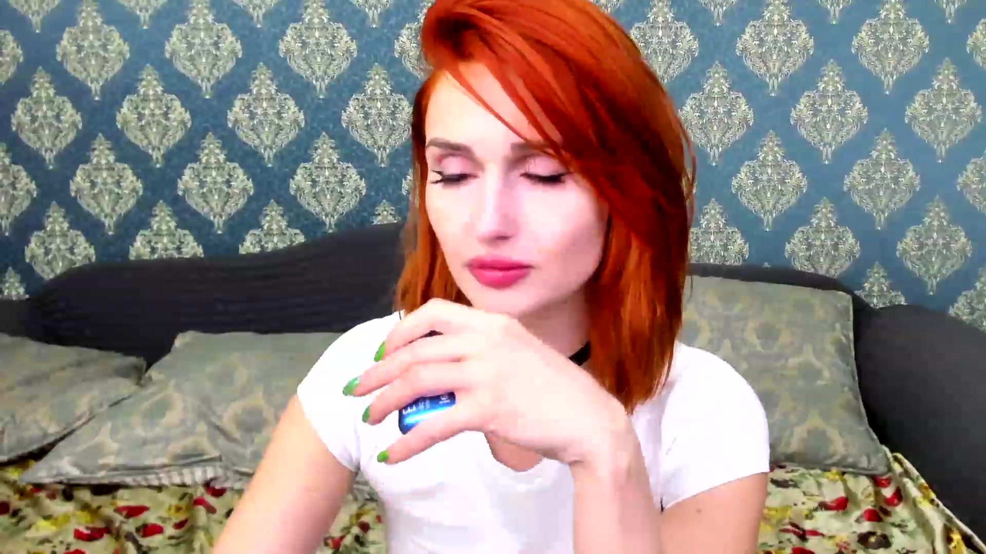 Gallery image thumbnail from White_Pie's myfreecams stream on, 11/29/2022, 10:13 image 11 of 20