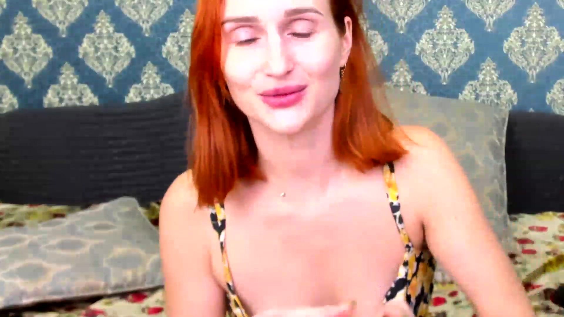 Gallery image thumbnail from White_Pie's myfreecams stream on, 12/01/2022, 09:57 image 6 of 20