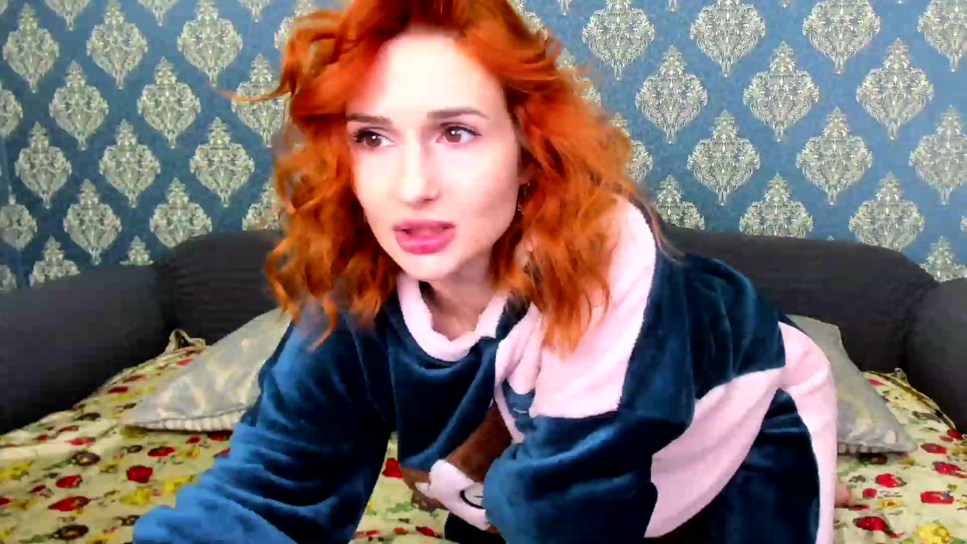 Gallery image thumbnail from White_Pie's myfreecams stream on, 12/05/2022, 08:03 image 16 of 20