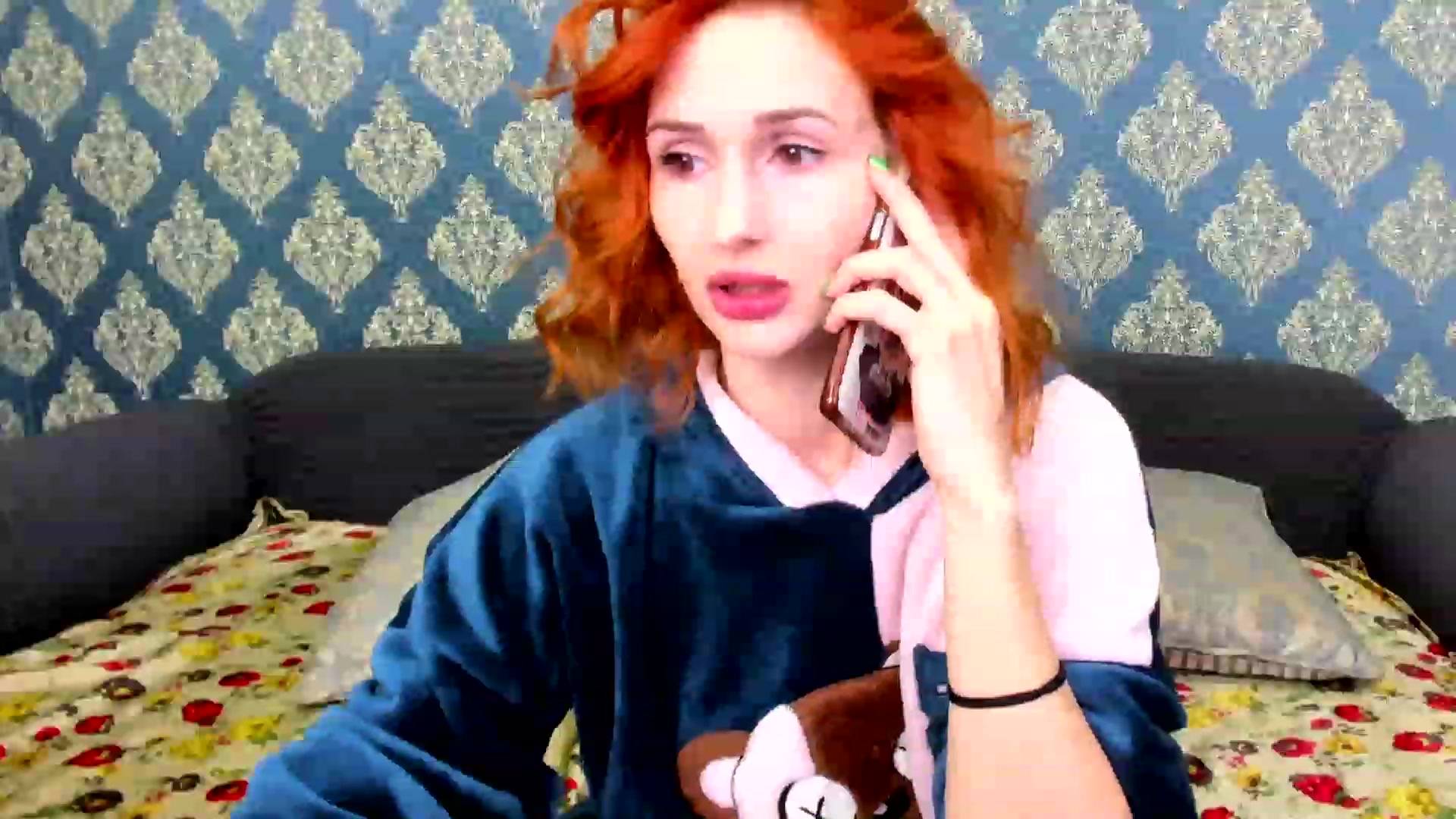 Gallery image thumbnail from White_Pie's myfreecams stream on, 12/05/2022, 08:03 image 12 of 20