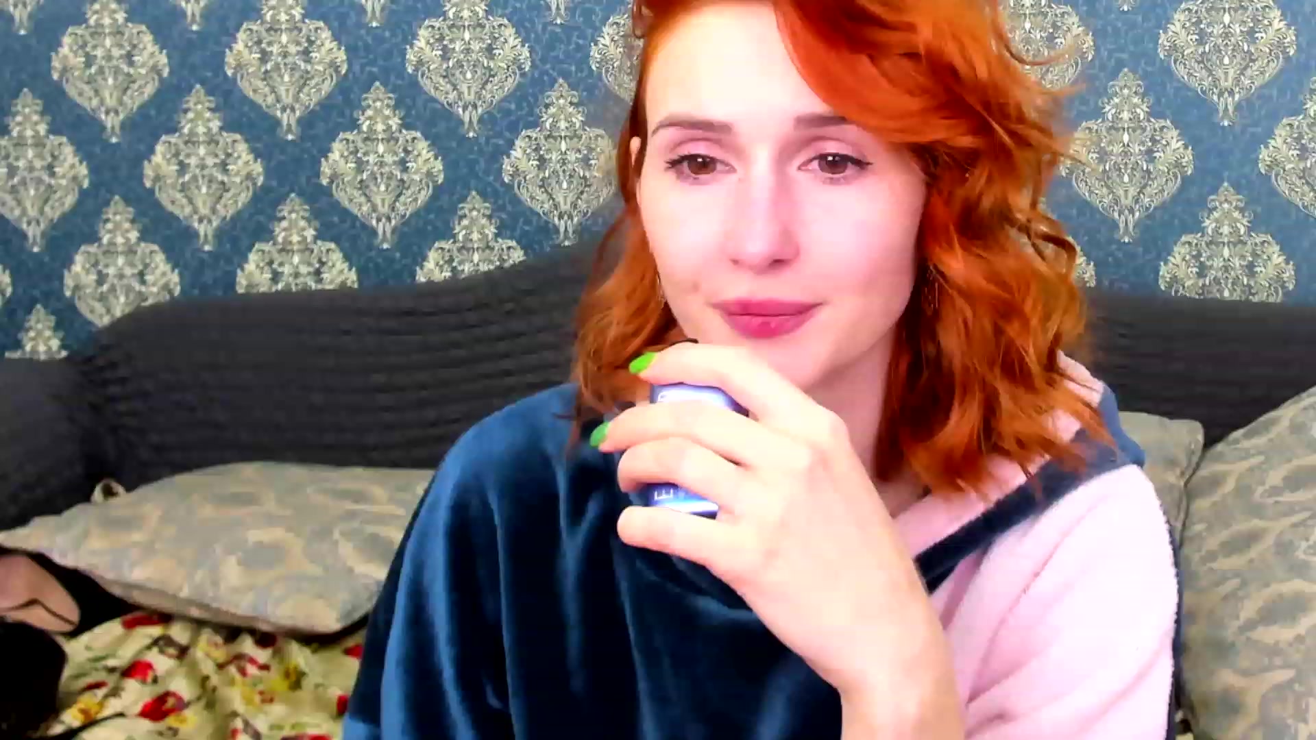 Gallery image thumbnail from White_Pie's myfreecams stream on, 12/05/2022, 10:17 image 15 of 20