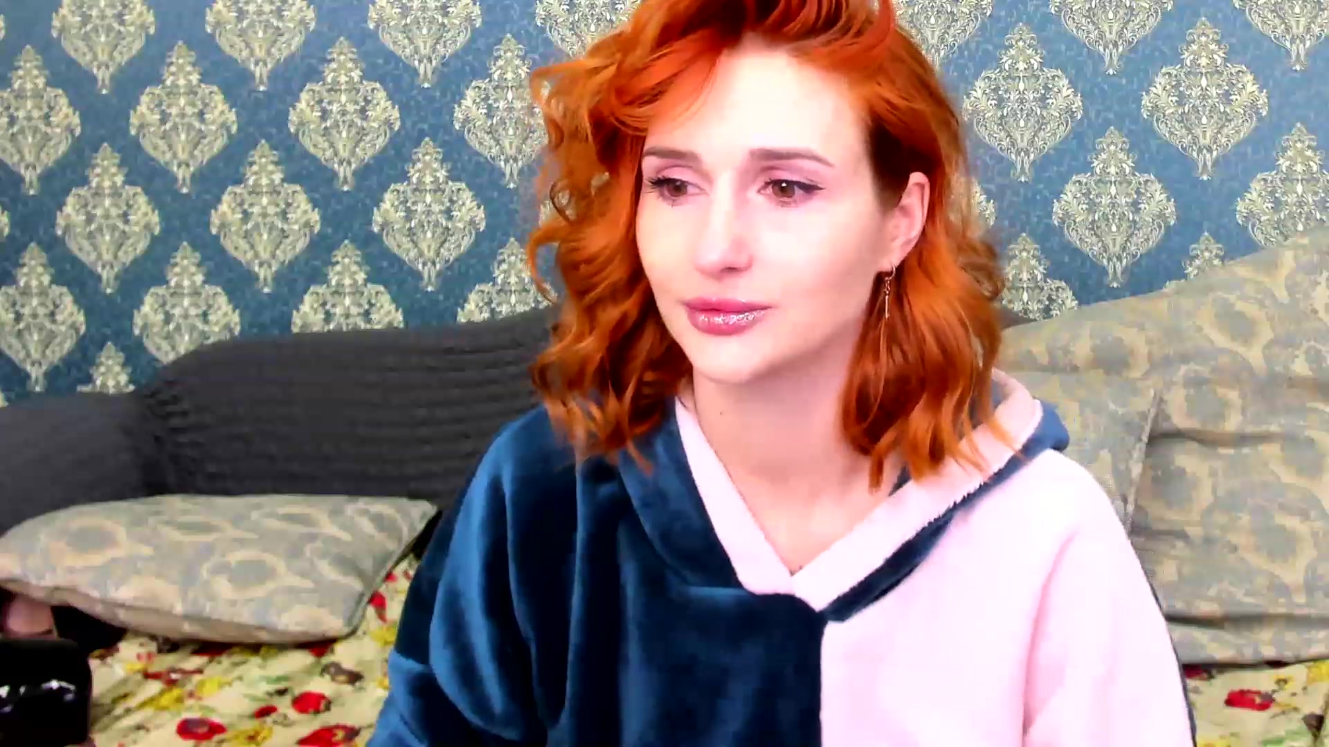 Gallery image thumbnail from White_Pie's myfreecams stream on, 12/05/2022, 14:04 image 7 of 20