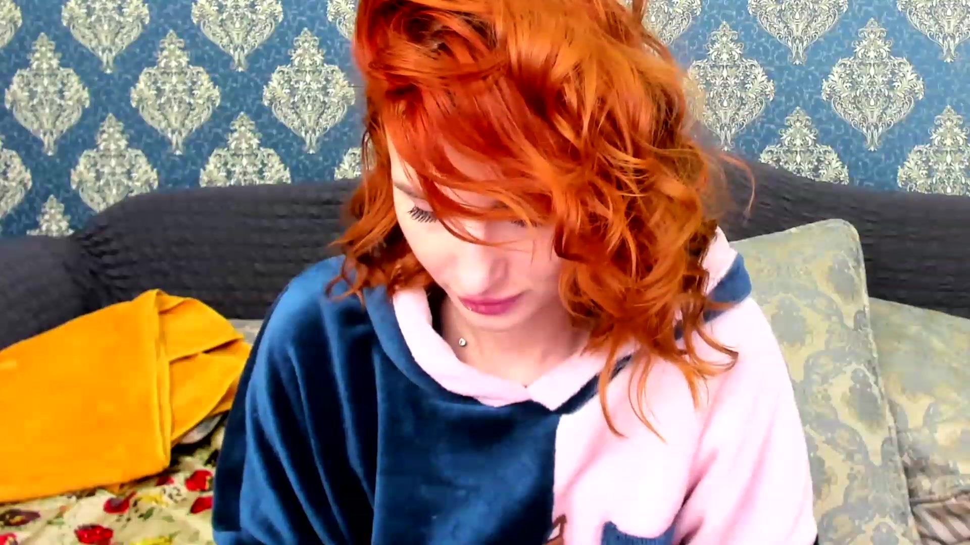 Gallery image thumbnail from White_Pie's myfreecams stream on, 12/05/2022, 14:20 image 14 of 20