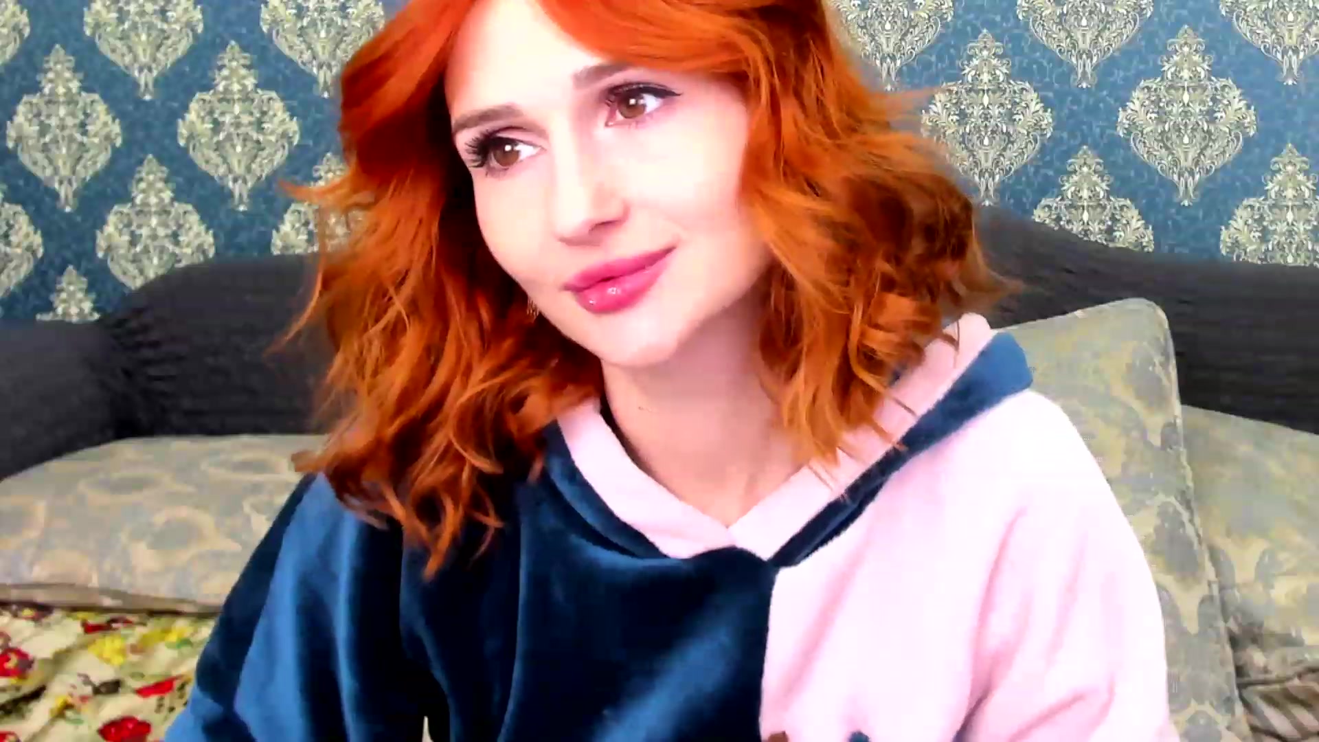 Gallery image thumbnail from White_Pie's myfreecams stream on, 12/05/2022, 14:20 image 16 of 20