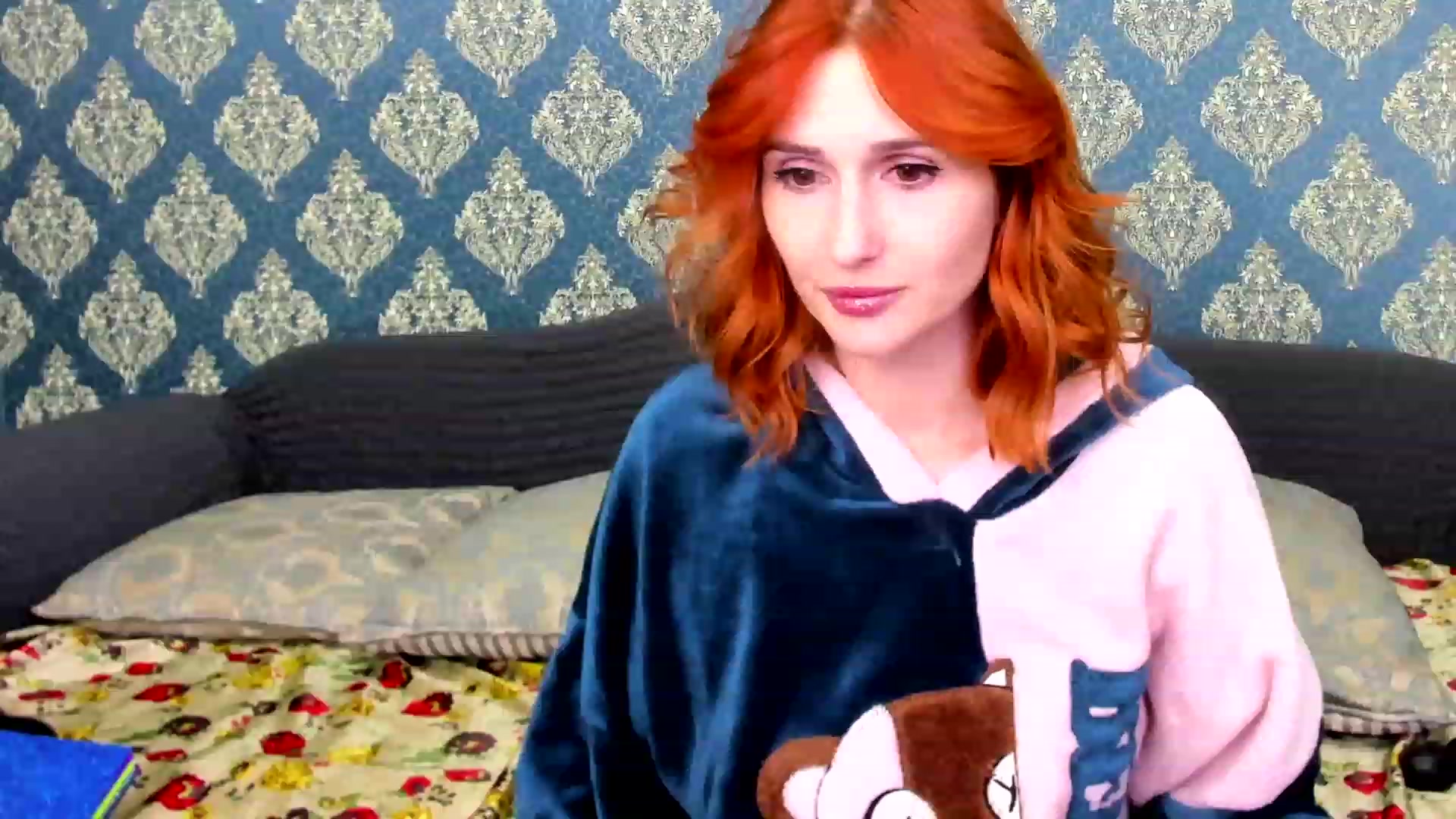 Gallery image thumbnail from White_Pie's myfreecams stream on, 12/05/2022, 17:35 image 5 of 20