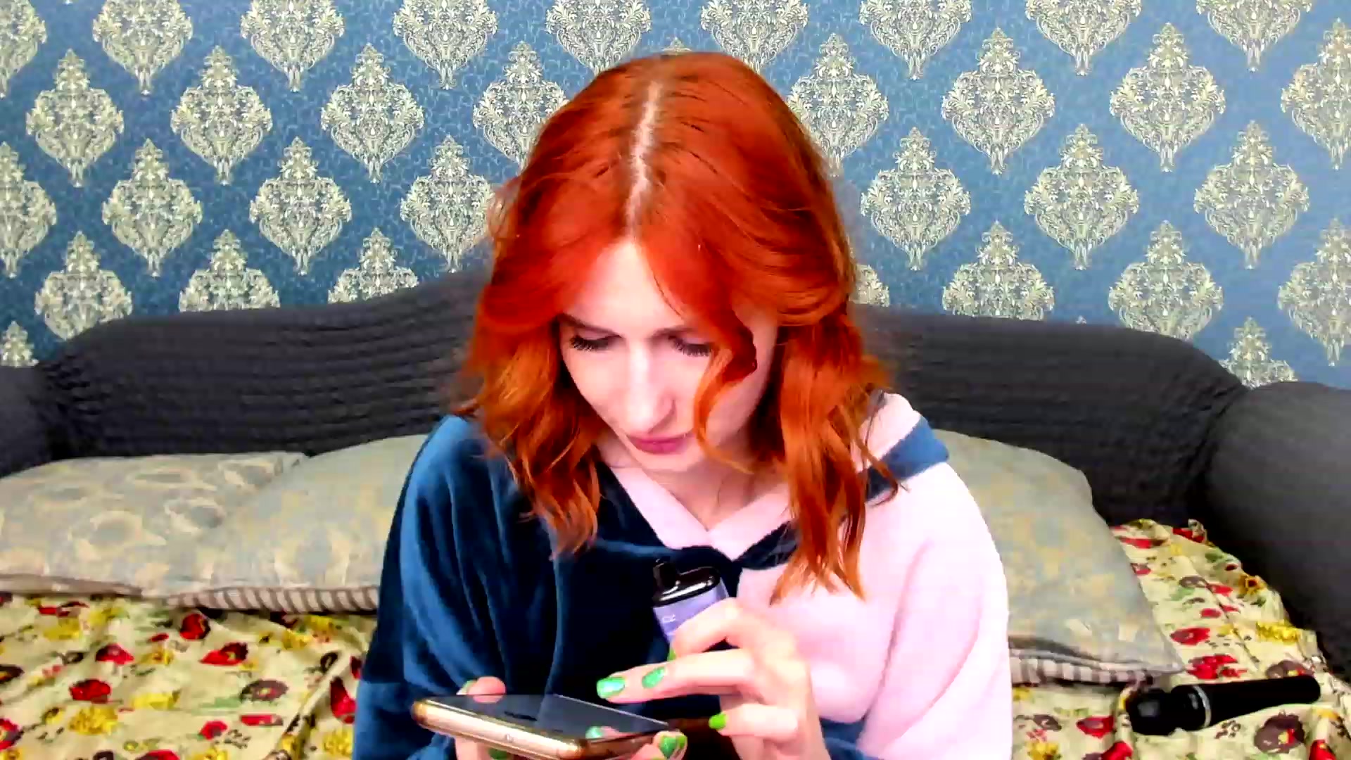 Gallery image thumbnail from White_Pie's myfreecams stream on, 12/05/2022, 17:35 image 7 of 20