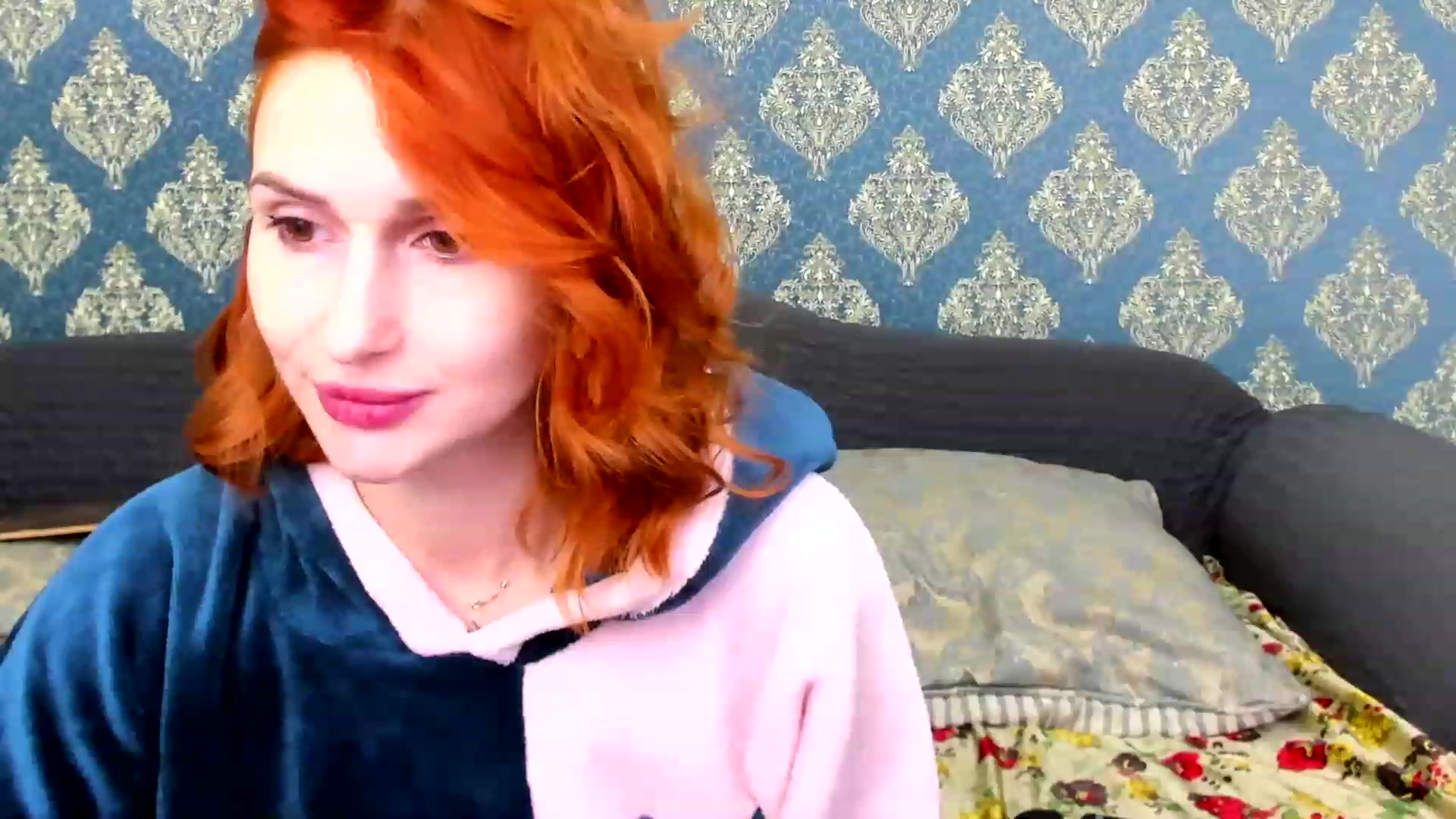 Gallery image thumbnail from White_Pie's myfreecams stream on, 12/06/2022, 09:30 image 11 of 20