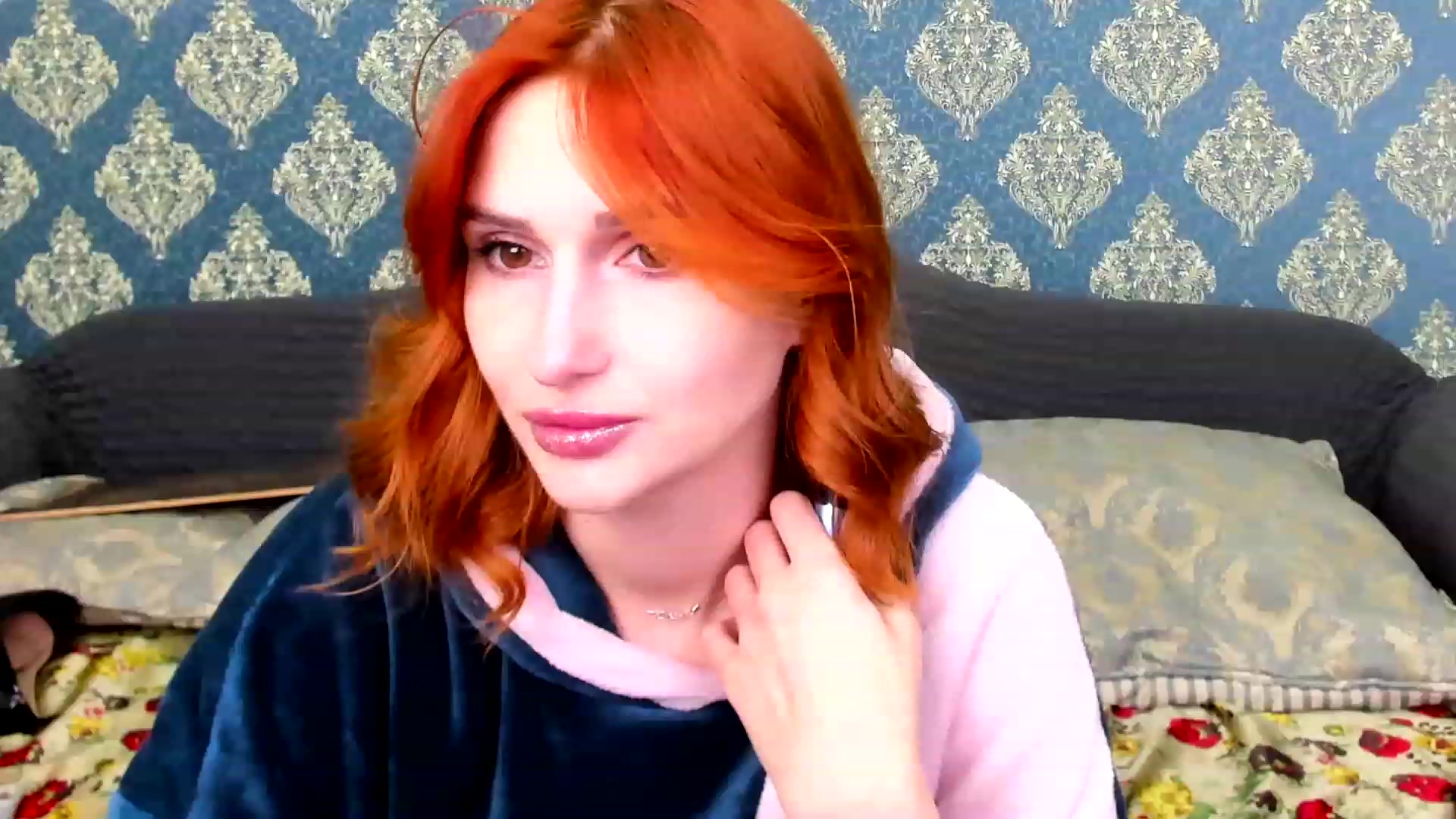 Gallery image thumbnail from White_Pie's myfreecams stream on, 12/06/2022, 10:10 image 2 of 20