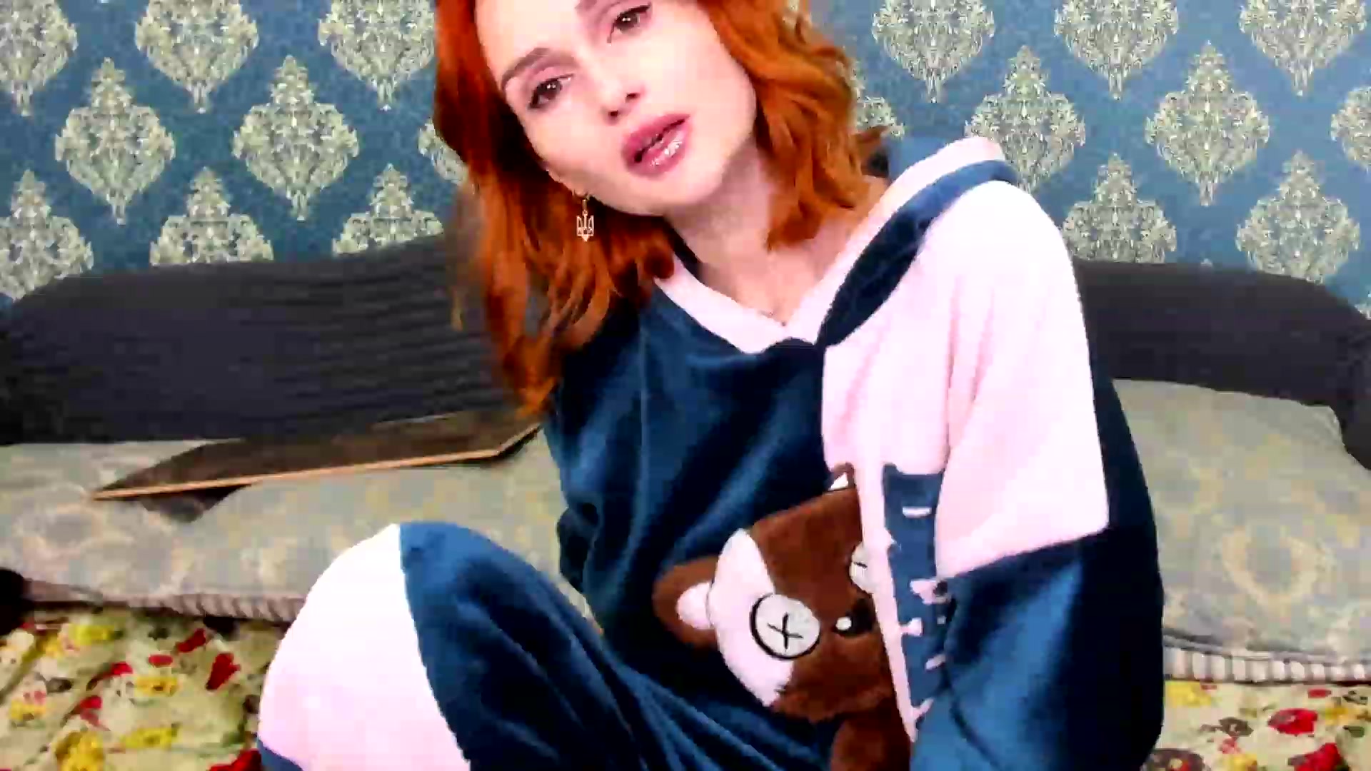 Gallery image thumbnail from White_Pie's myfreecams stream on, 12/06/2022, 12:57 image 4 of 20