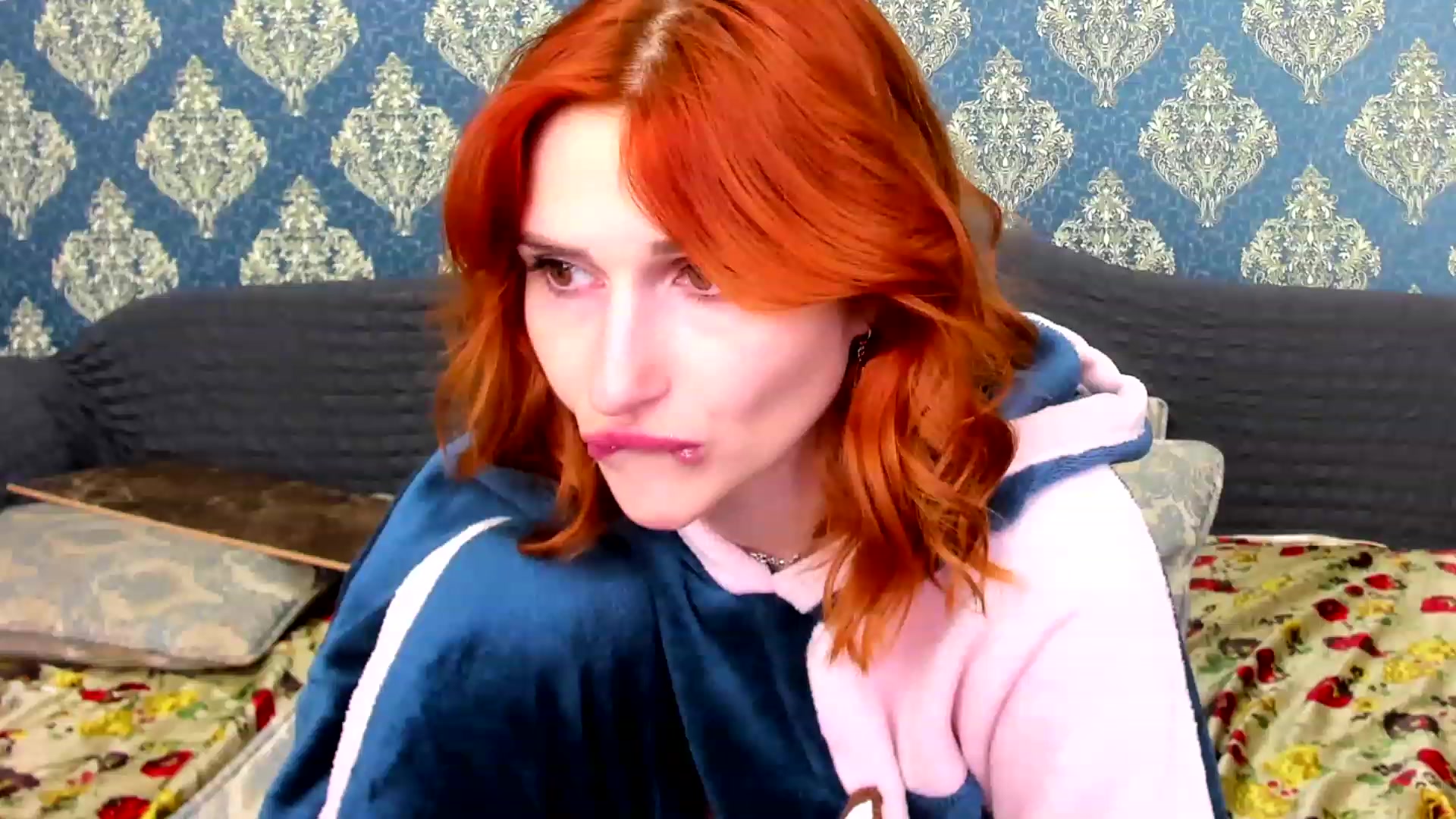 Gallery image thumbnail from White_Pie's myfreecams stream on, 12/06/2022, 15:08 image 15 of 20