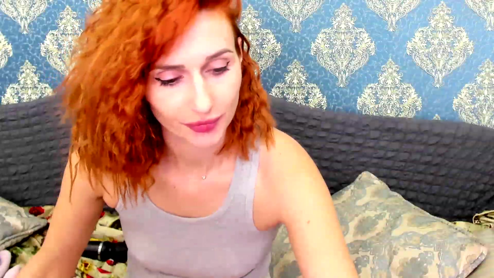 Gallery image thumbnail from White_Pie's myfreecams stream on, 12/15/2022, 10:38 image 14 of 20