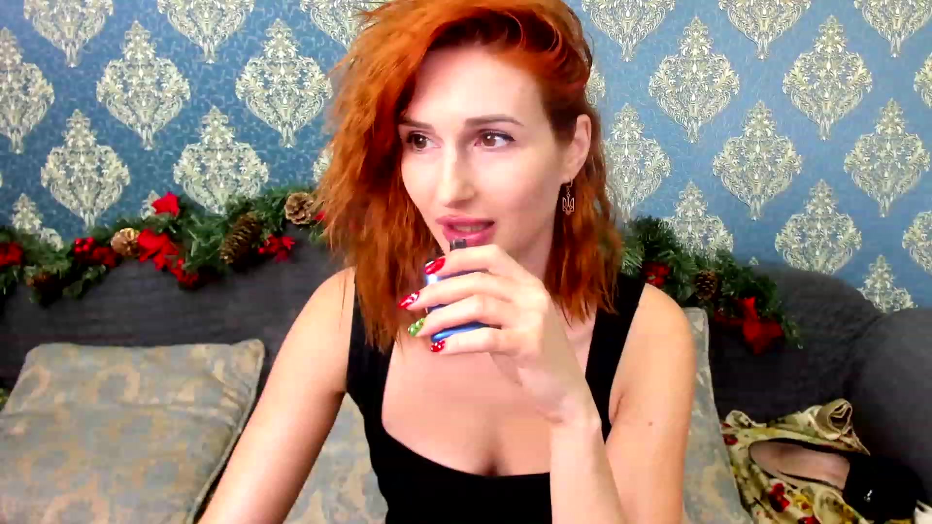 Gallery image thumbnail from White_Pie's myfreecams stream on, 12/17/2022, 09:28 image 11 of 20