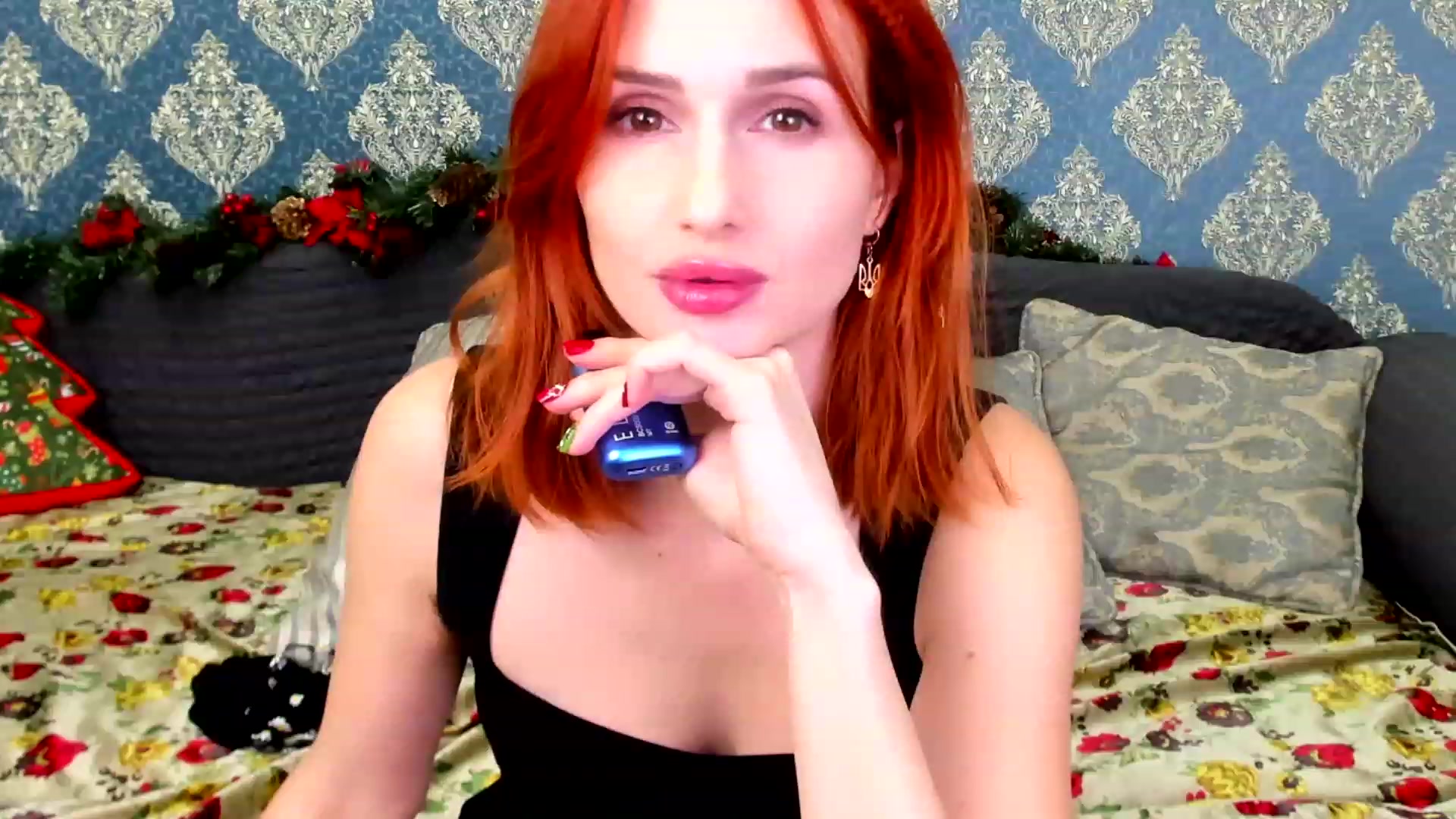 Gallery image thumbnail from White_Pie's myfreecams stream on, 12/19/2022, 09:20 image 18 of 20