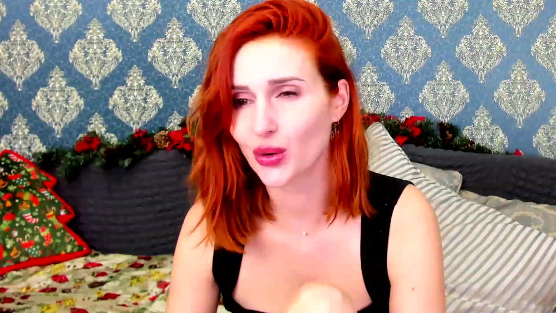 Gallery image thumbnail from White_Pie's myfreecams stream on, 12/19/2022, 15:01 image 9 of 20