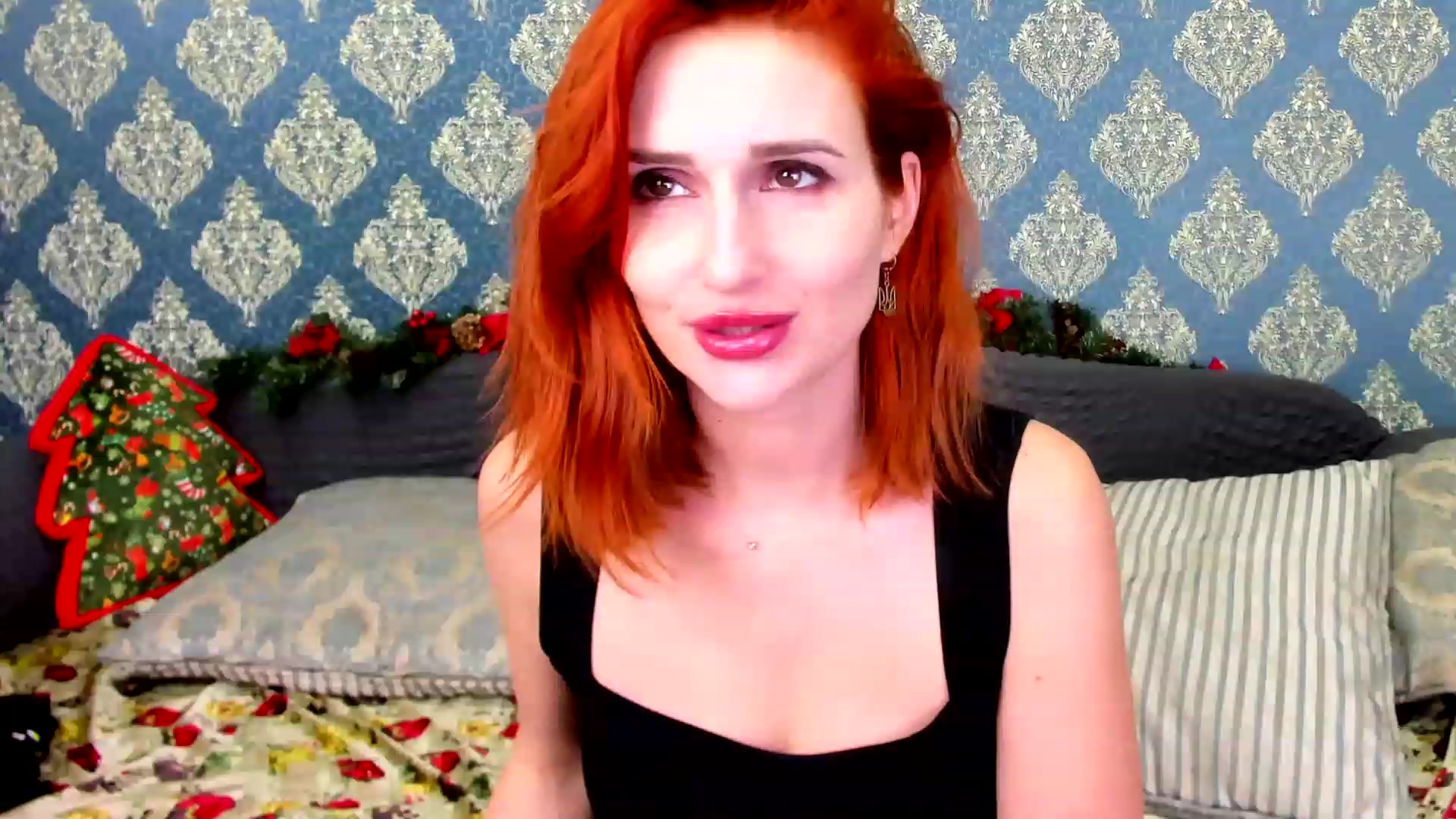 Gallery image thumbnail from White_Pie's myfreecams stream on, 12/19/2022, 17:35 image 3 of 20