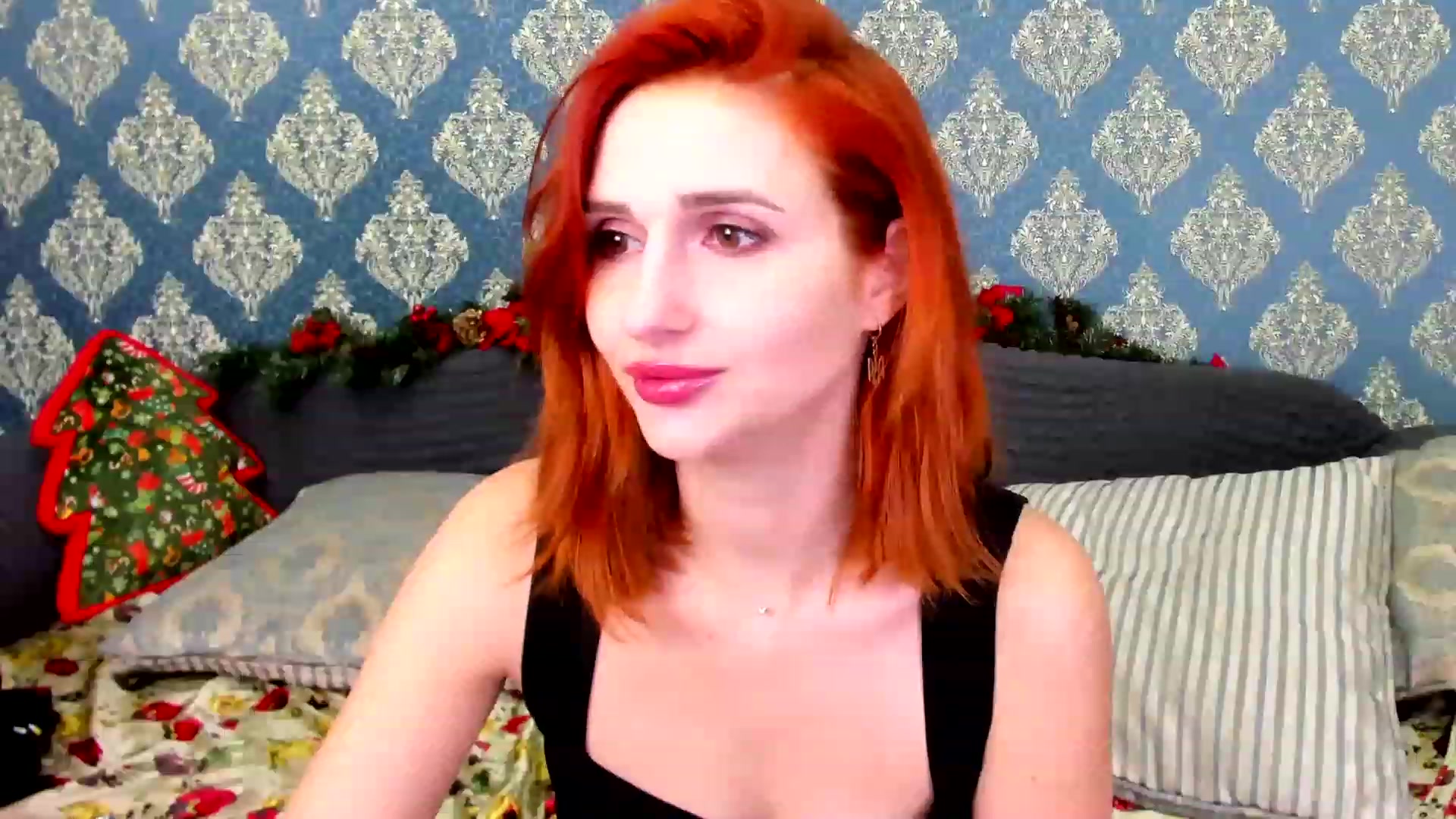 Gallery image thumbnail from White_Pie's myfreecams stream on, 12/19/2022, 17:35 image 5 of 20