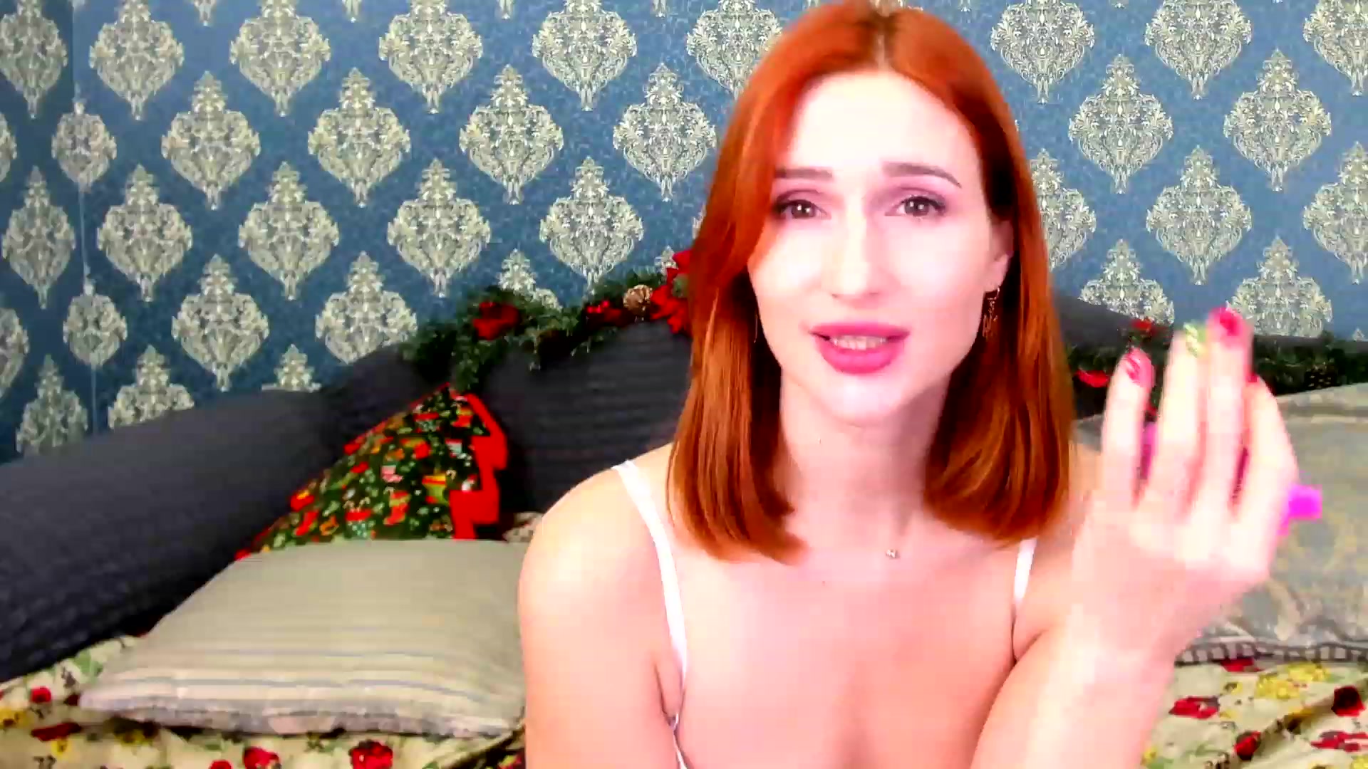 Gallery image thumbnail from White_Pie's myfreecams stream on, 12/24/2022, 10:12 image 9 of 20