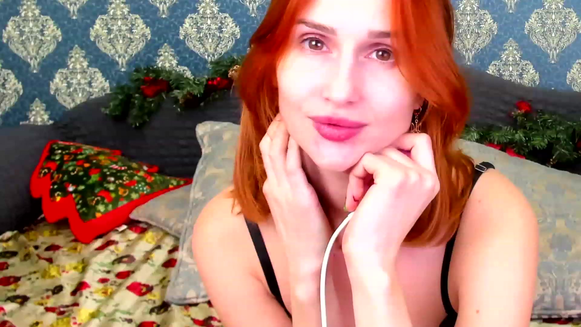 Gallery image thumbnail from White_Pie's myfreecams stream on, 12/26/2022, 16:40 image 16 of 20