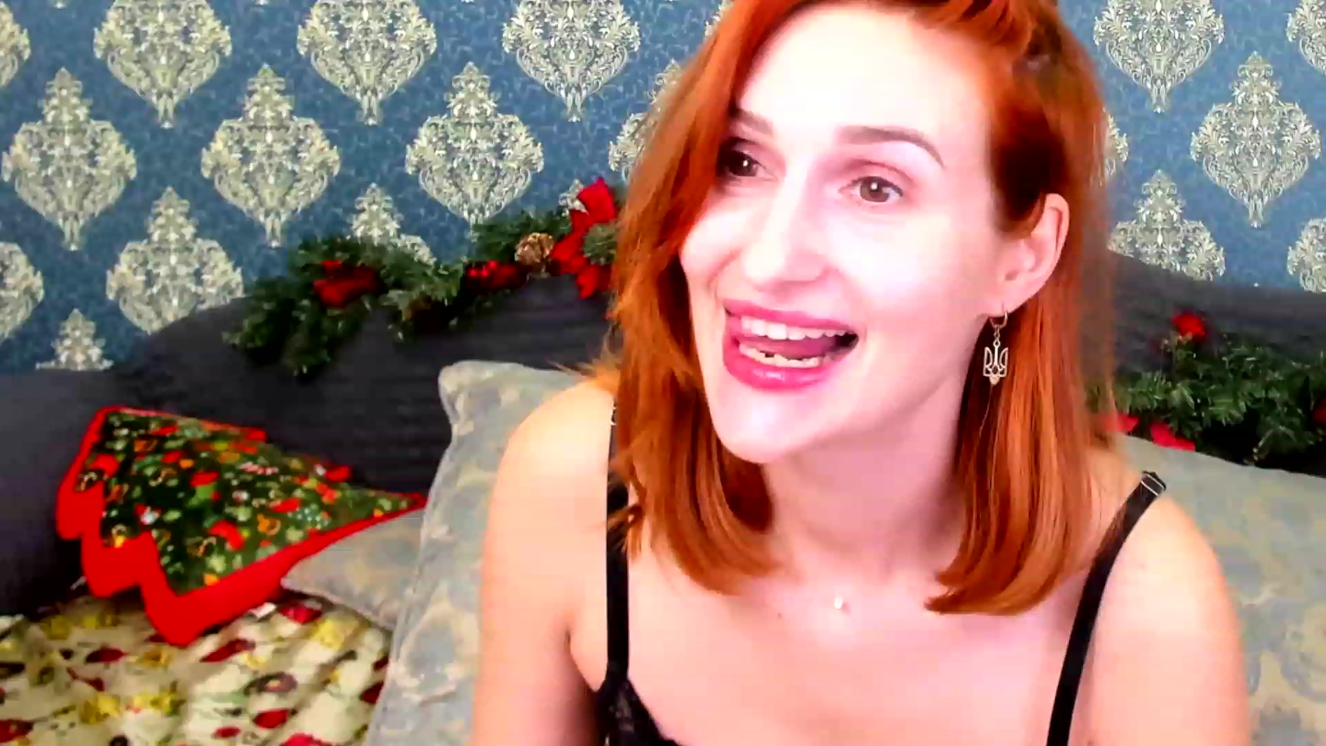 Gallery image thumbnail from White_Pie's myfreecams stream on, 12/26/2022, 17:35 image 11 of 20