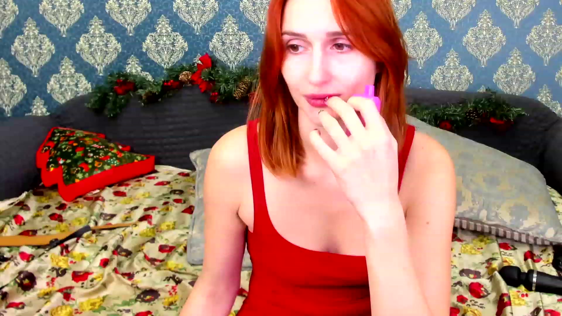 Gallery image thumbnail from White_Pie's myfreecams stream on, 12/27/2022, 09:36 image 16 of 20