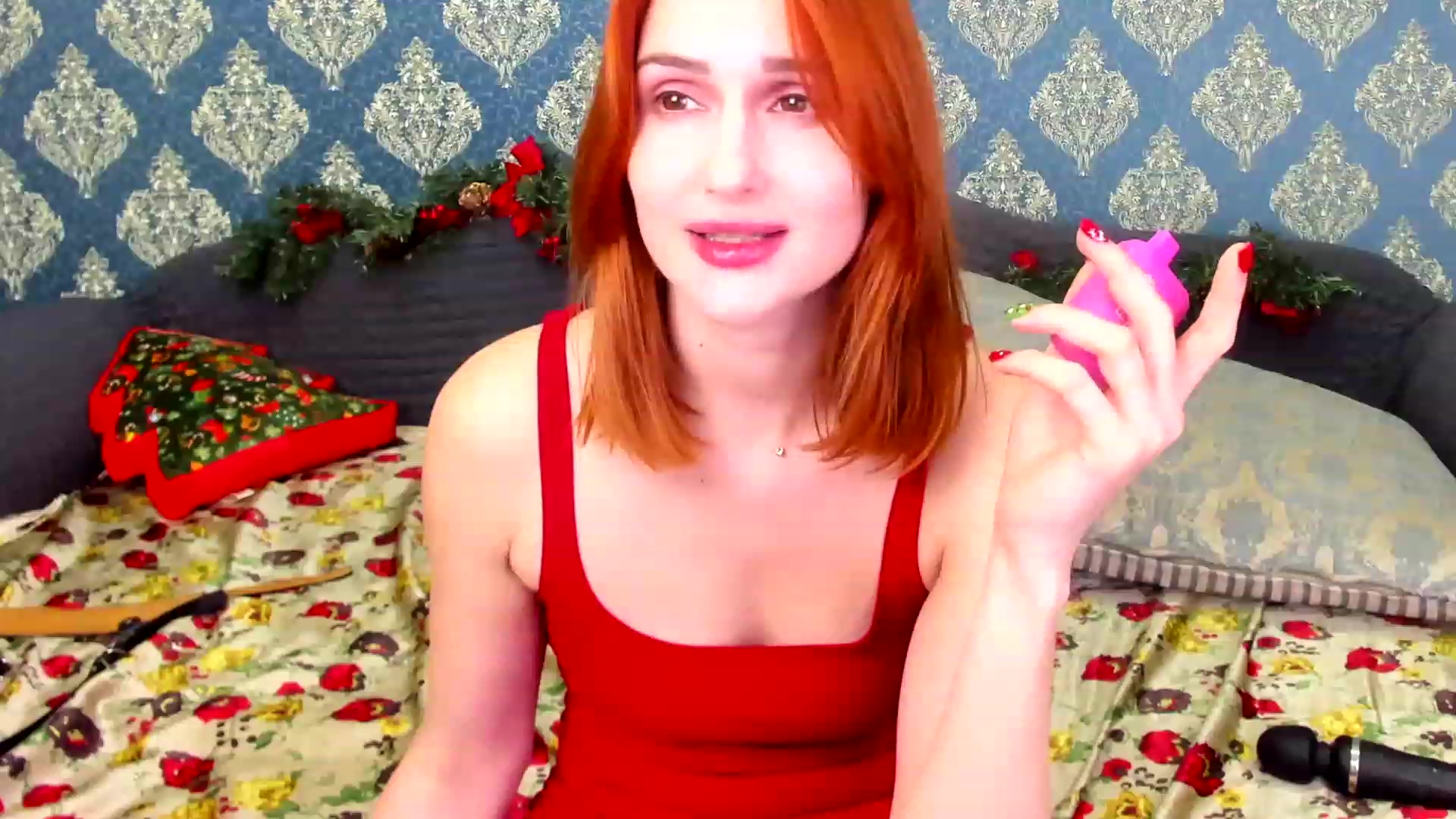 Gallery image thumbnail from White_Pie's myfreecams stream on, 12/27/2022, 09:36 image 19 of 20