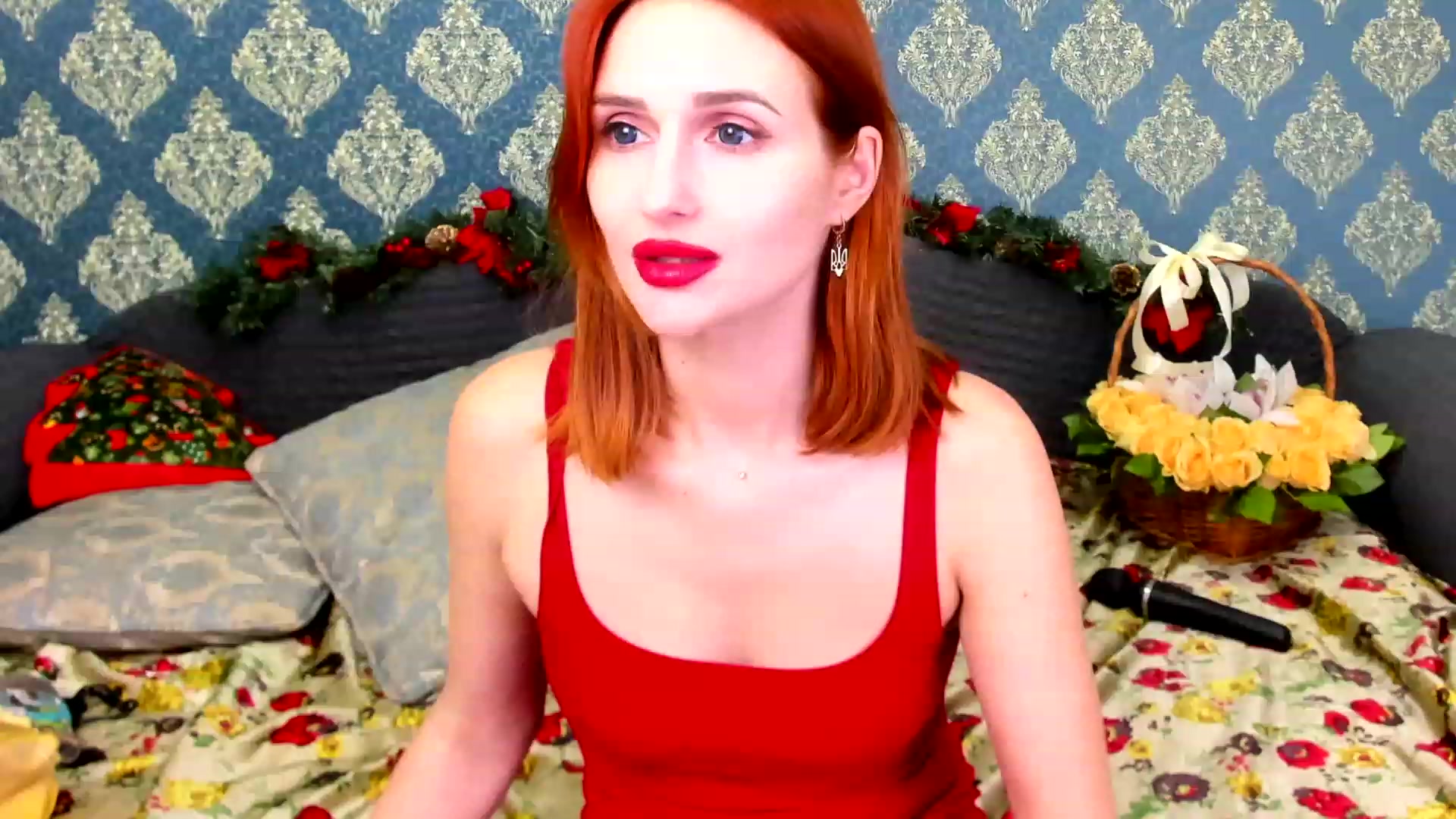 Gallery image thumbnail from White_Pie's myfreecams stream on, 12/27/2022, 15:06 image 14 of 20