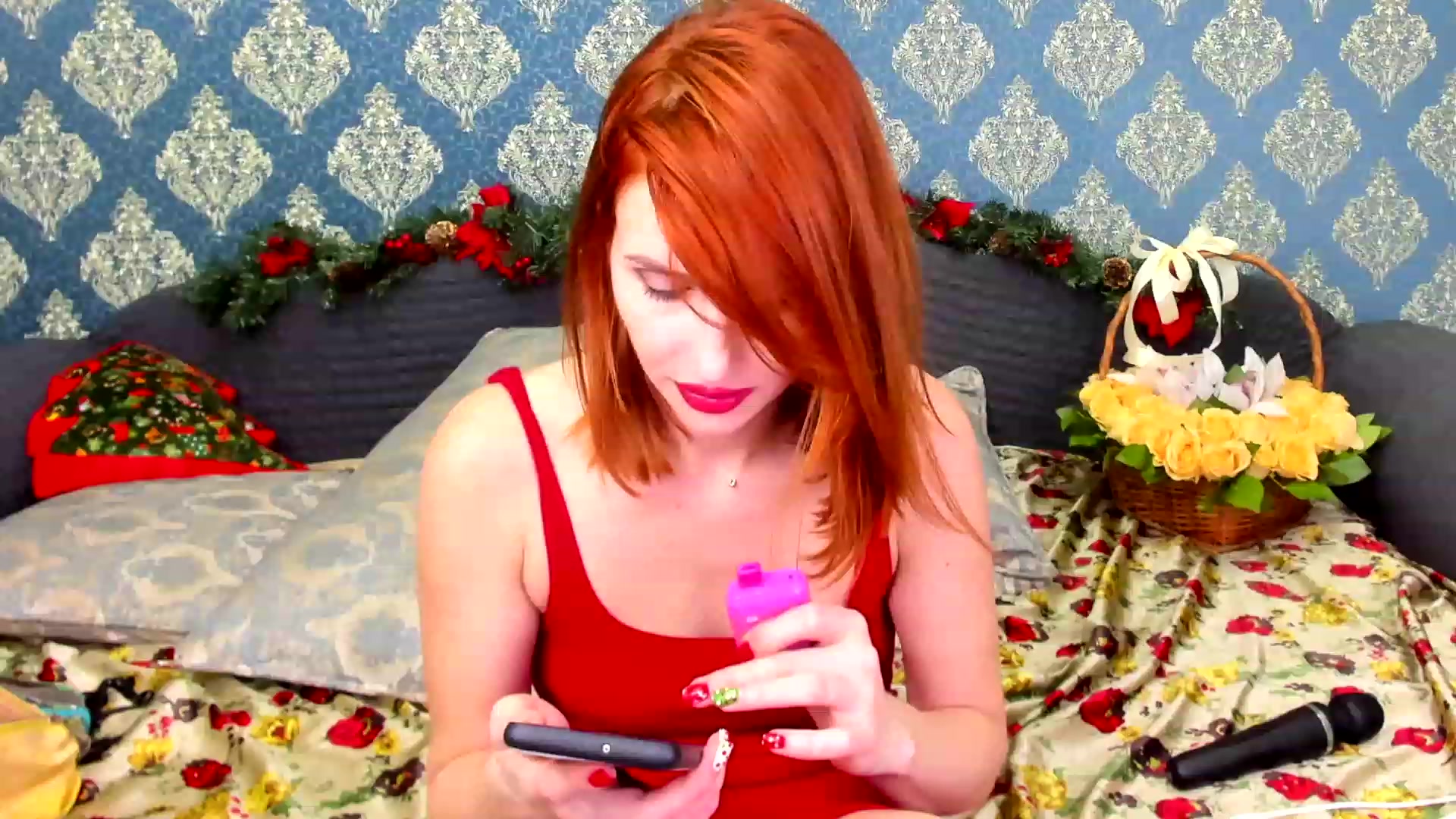 Gallery image thumbnail from White_Pie's myfreecams stream on, 12/27/2022, 15:06 image 16 of 20