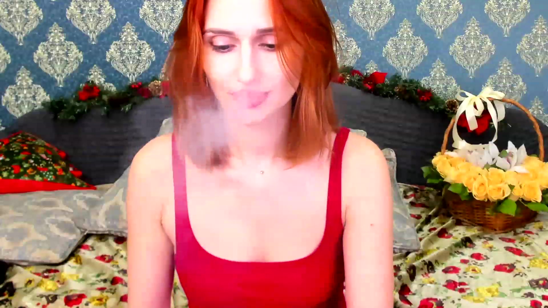 Gallery image thumbnail from White_Pie's myfreecams stream on, 12/27/2022, 16:47 image 15 of 20