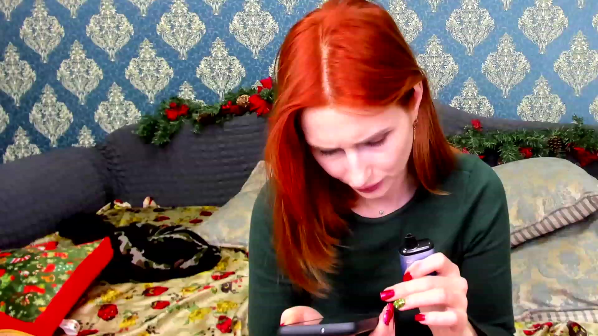 Gallery image thumbnail from White_Pie's myfreecams stream on, 01/03/2023, 13:36 image 9 of 20