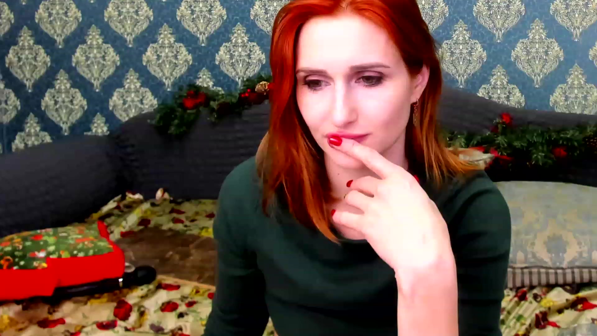 Gallery image thumbnail from White_Pie's myfreecams stream on, 01/03/2023, 17:43 image 16 of 20
