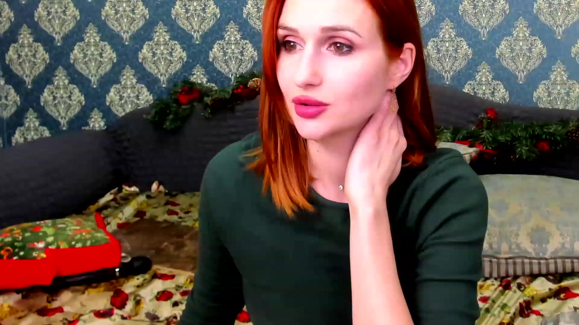 Gallery image thumbnail from White_Pie's myfreecams stream on, 01/03/2023, 17:43 image 14 of 20