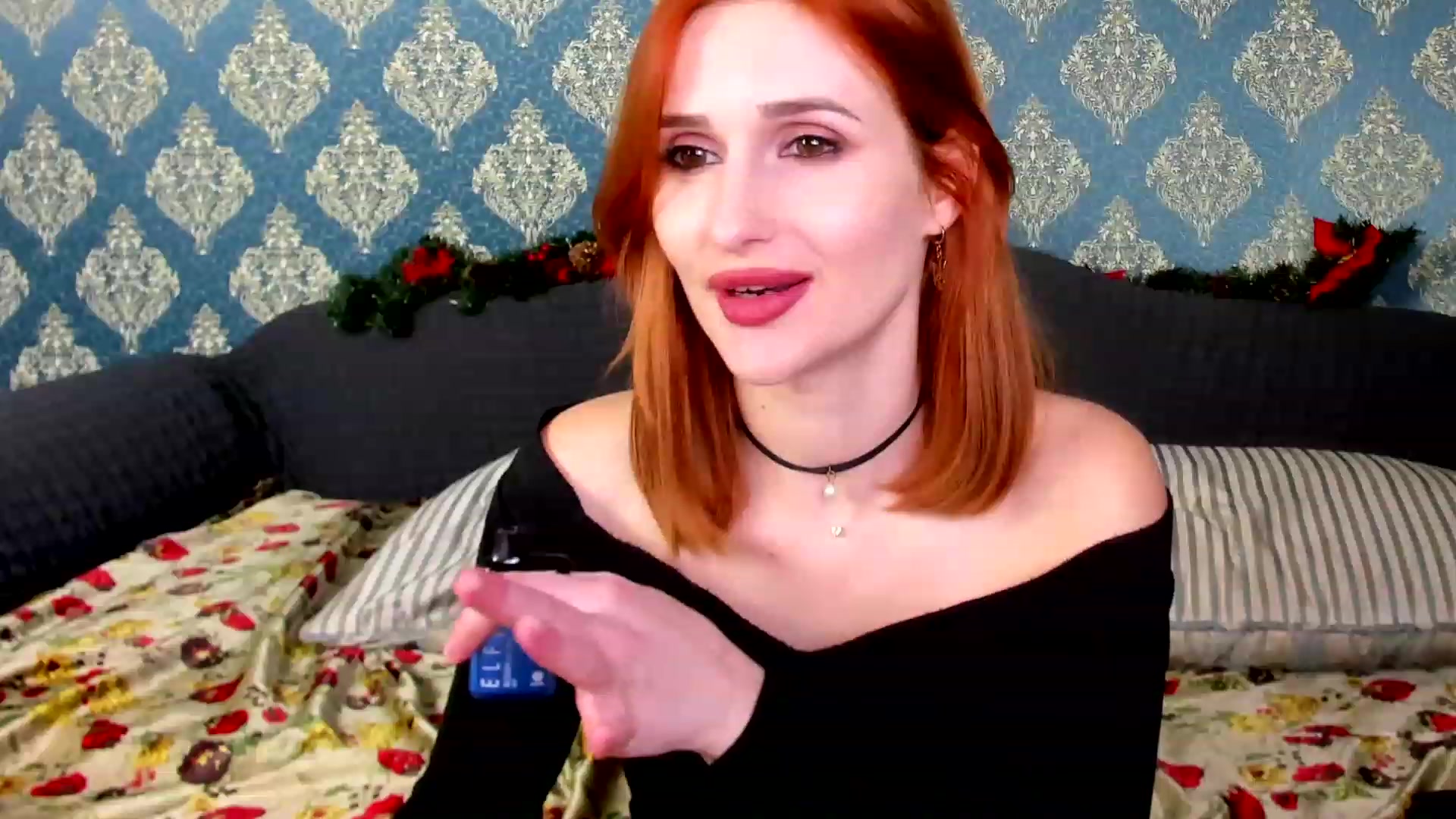 Gallery image thumbnail from White_Pie's myfreecams stream on, 01/16/2023, 17:45 image 14 of 20