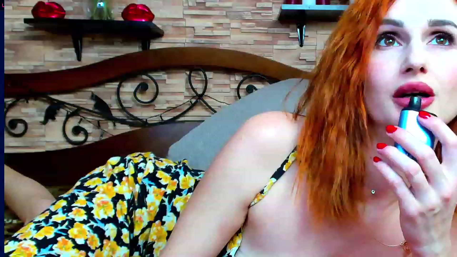 Gallery image thumbnail from White_Pie's myfreecams stream on, 01/31/2023, 14:31 image 9 of 20