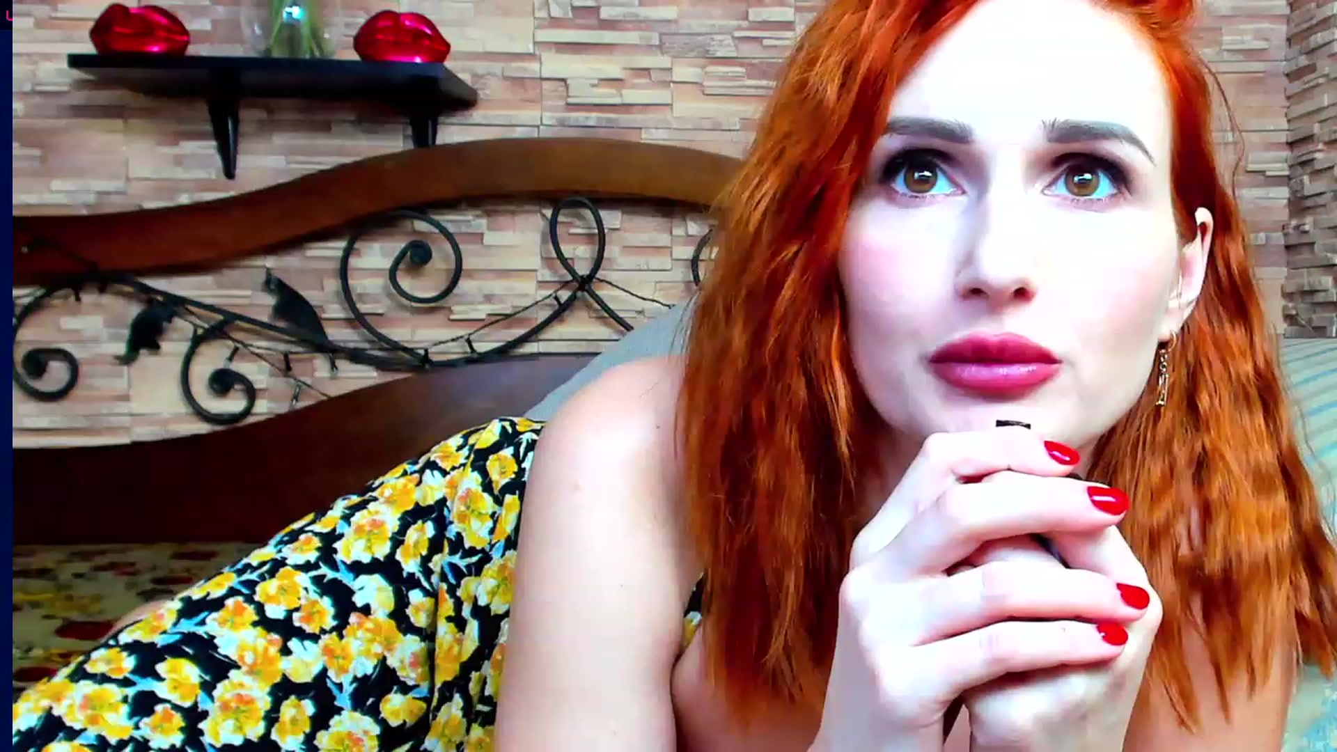Gallery image thumbnail from White_Pie's myfreecams stream on, 01/31/2023, 14:31 image 15 of 20