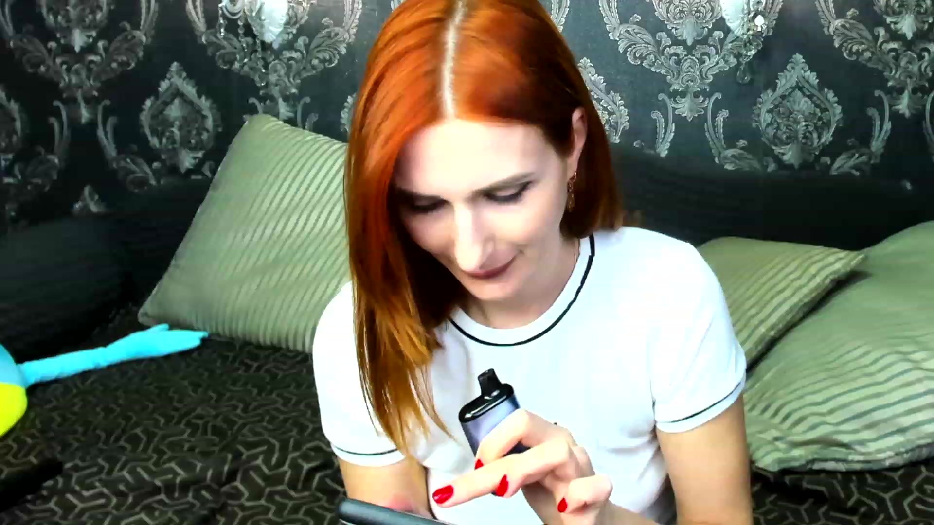 Gallery image thumbnail from White_Pie's myfreecams stream on, 02/06/2023, 14:52 image 2 of 20