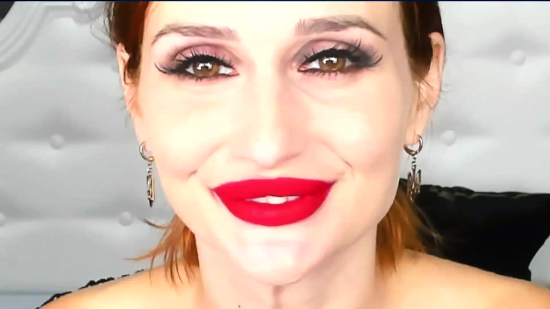 Gallery image thumbnail from White_Pie's myfreecams stream on, 08/29/2023, 13:44 image 1 of 20