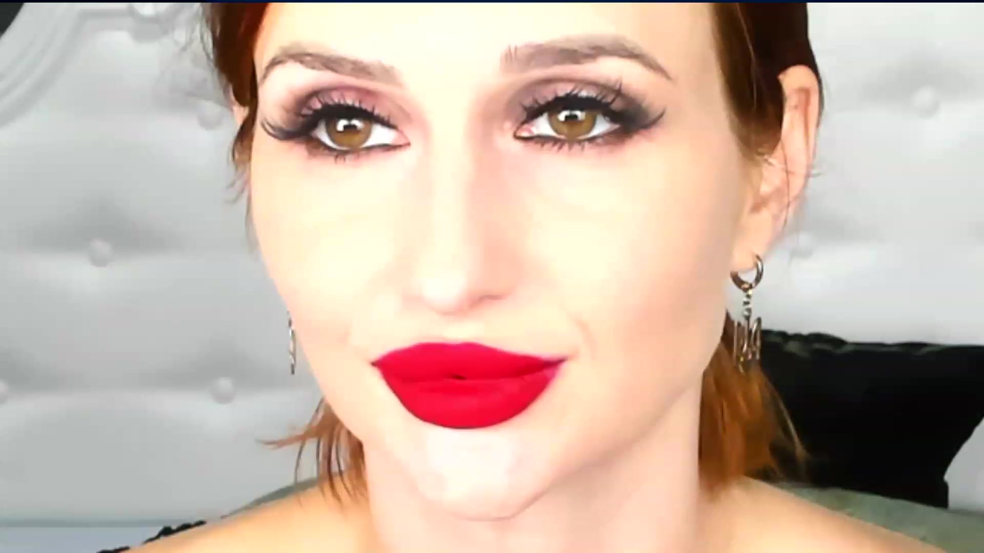 Gallery image thumbnail from White_Pie's myfreecams stream on, 08/29/2023, 13:44 image 2 of 20