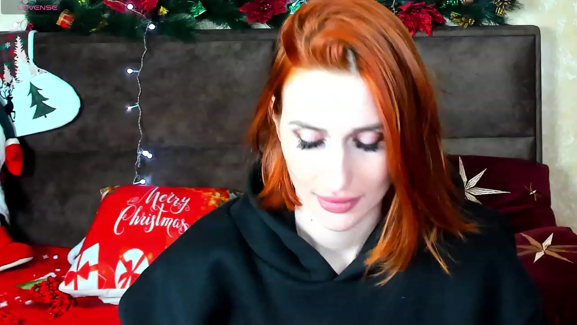 Gallery image thumbnail from White_Pie's myfreecams stream on, 12/25/2023, 18:11 image 20 of 20