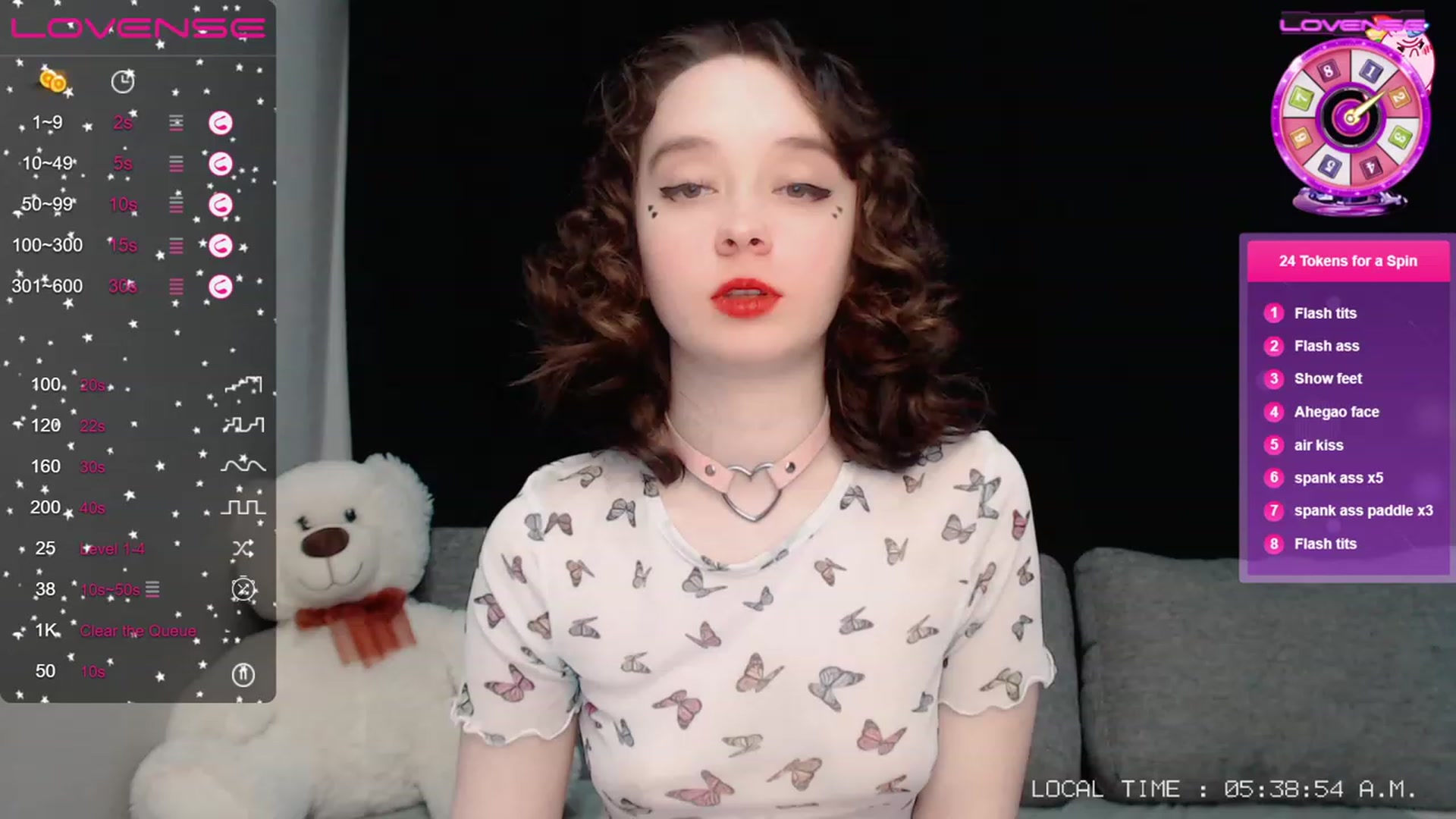 Gallery image thumbnail from WhitneyNeal's myfreecams stream on, 04/17/2023, 03:36 image 2 of 20