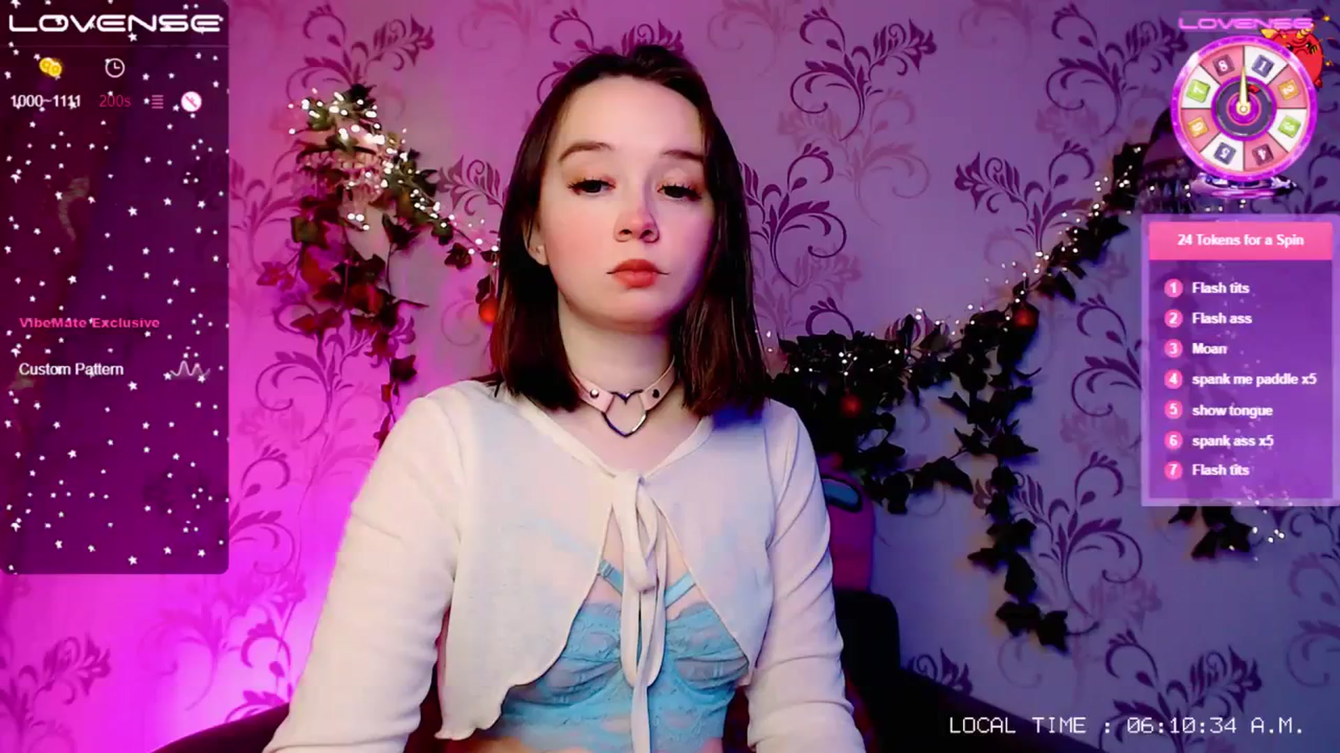 Gallery image thumbnail from WhitneyNeal's myfreecams stream on, 12/25/2023, 03:34 image 1 of 20