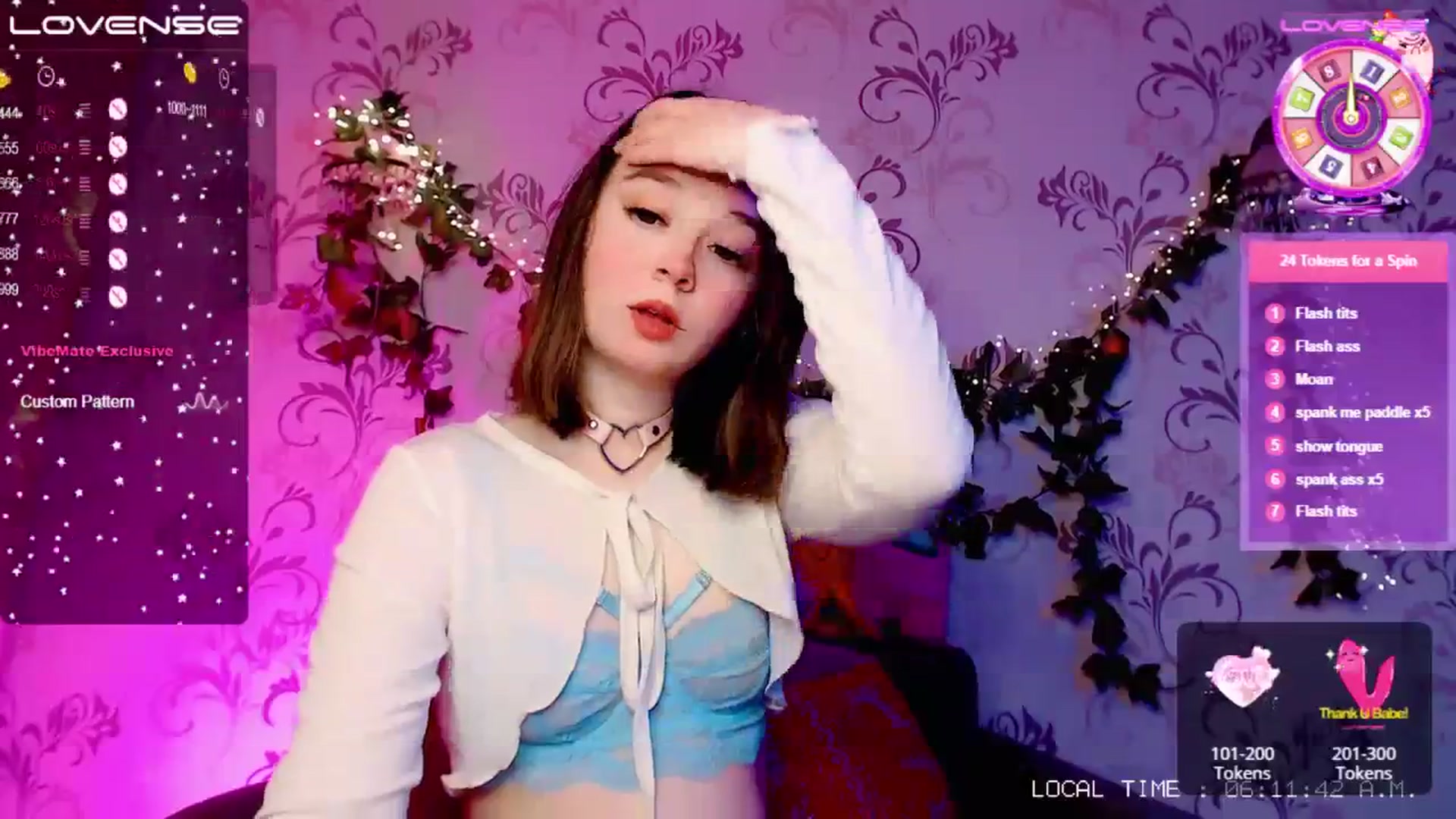 Gallery image thumbnail from WhitneyNeal's myfreecams stream on, 12/25/2023, 03:34 image 2 of 20