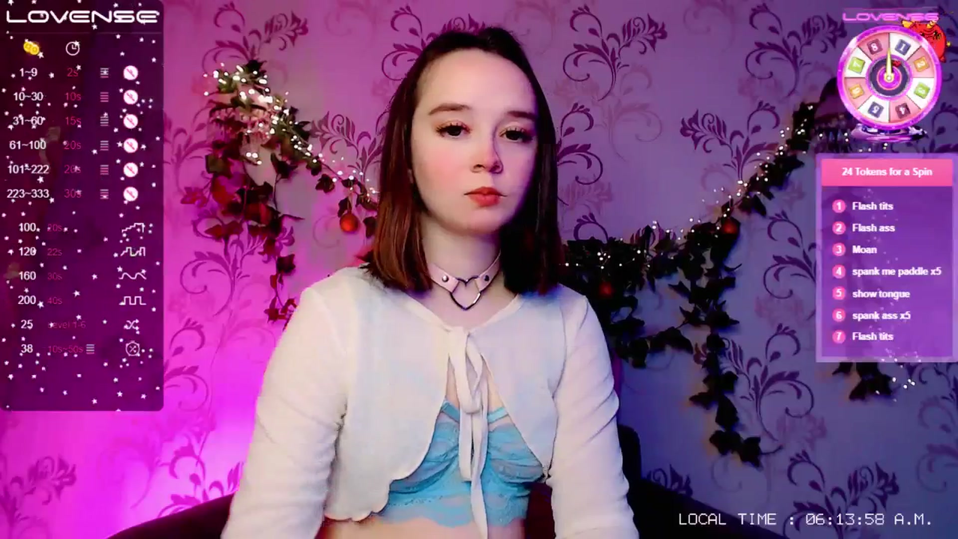 Gallery image thumbnail from WhitneyNeal's myfreecams stream on, 12/25/2023, 03:34 image 4 of 20