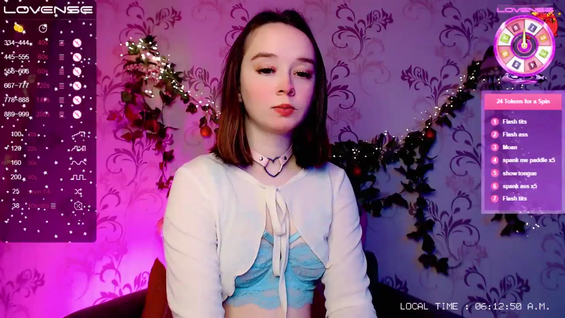 Gallery image thumbnail from WhitneyNeal's myfreecams stream on, 12/25/2023, 03:34 image 3 of 20