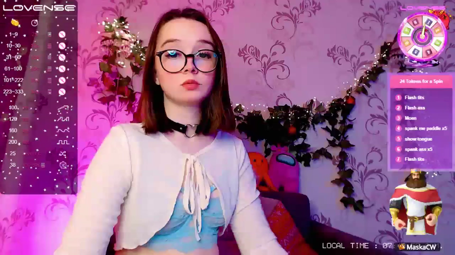 Gallery image thumbnail from WhitneyNeal's myfreecams stream on, 12/25/2023, 05:19 image 3 of 20