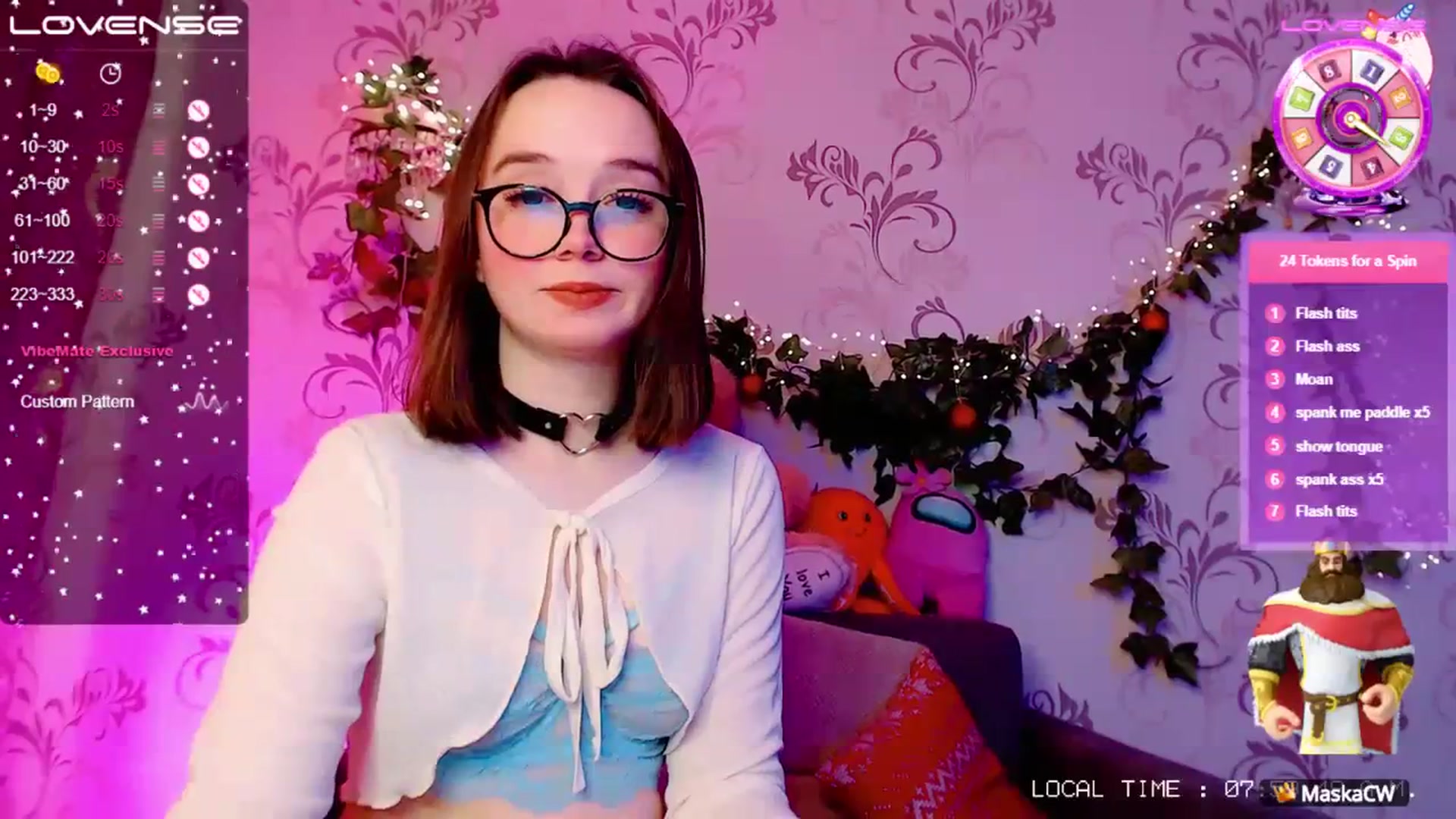 Gallery image thumbnail from WhitneyNeal's myfreecams stream on, 12/25/2023, 05:19 image 10 of 20