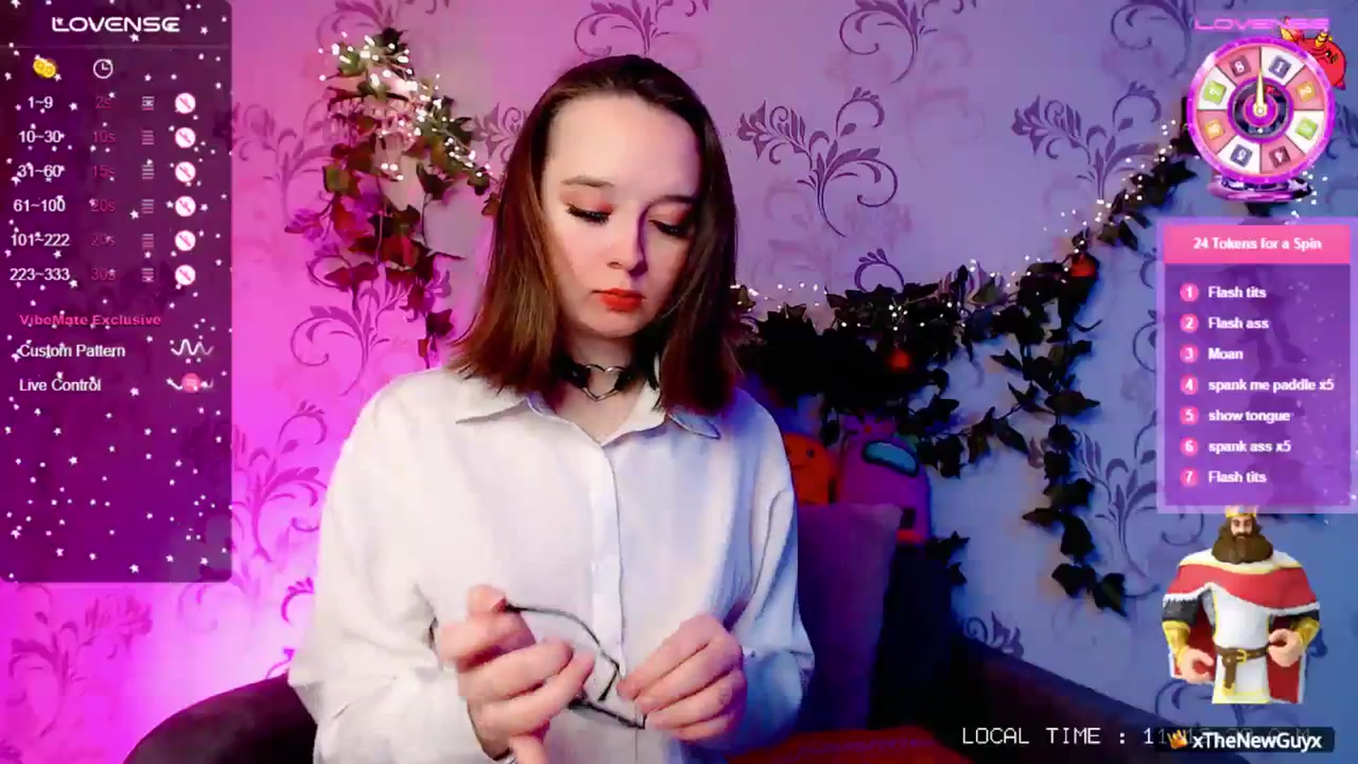 Gallery image thumbnail from WhitneyNeal's myfreecams stream on, 12/26/2023, 08:23 image 16 of 20